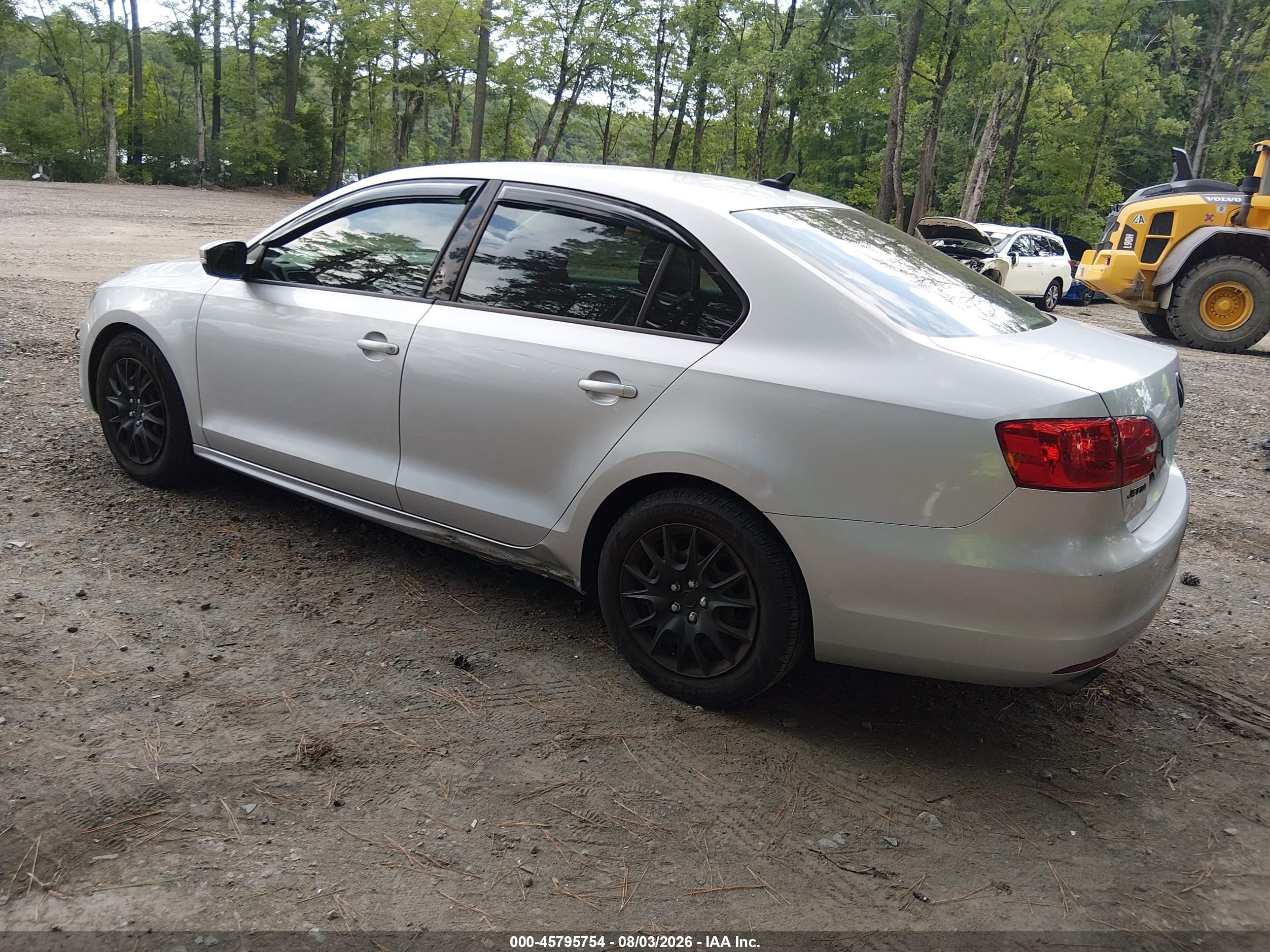 2014 Volkswagen Jetta 1.8t Se Silver vin: 3VWD17AJ2EM279354