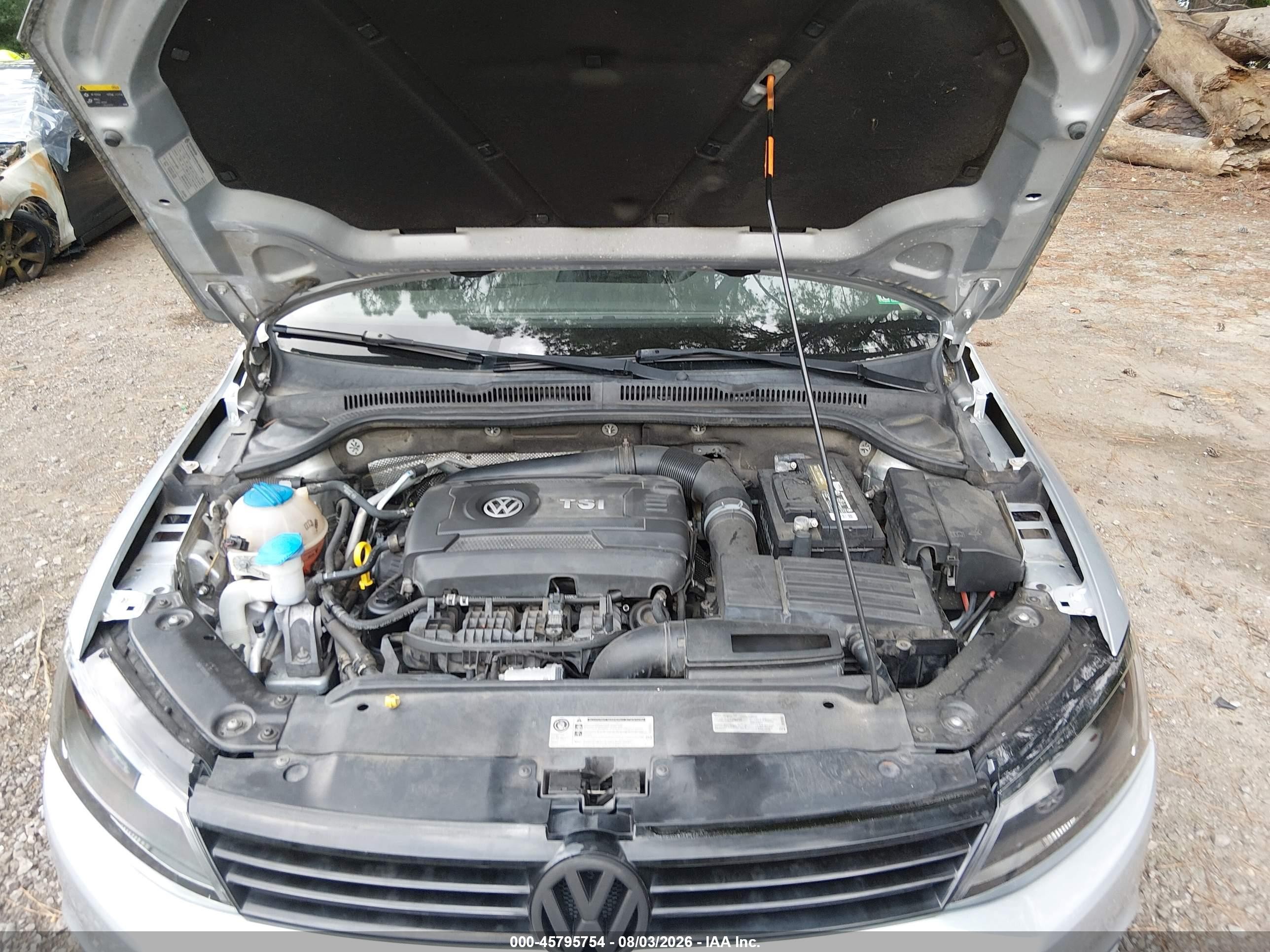 2014 Volkswagen Jetta 1.8t Se Silver vin: 3VWD17AJ2EM279354