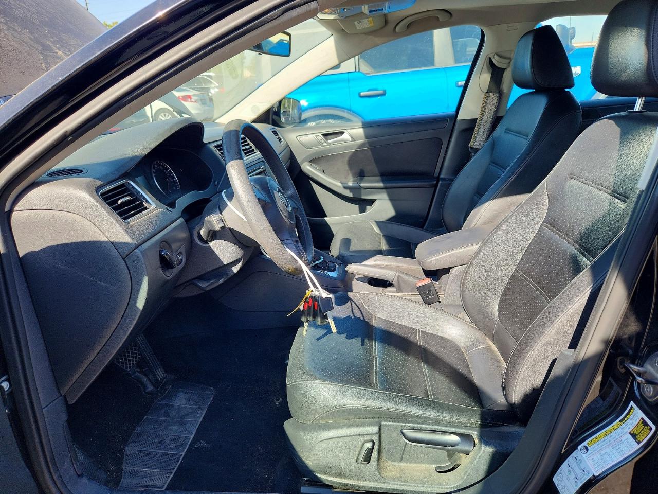 2014 Volkswagen Jetta Se Black vin: 3VWD17AJ2EM294565
