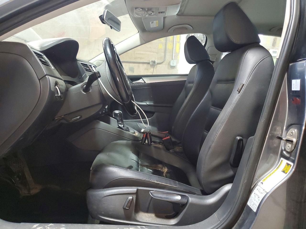 2014 Volkswagen Jetta Se Серый vin: 3VWD17AJ2EM322767