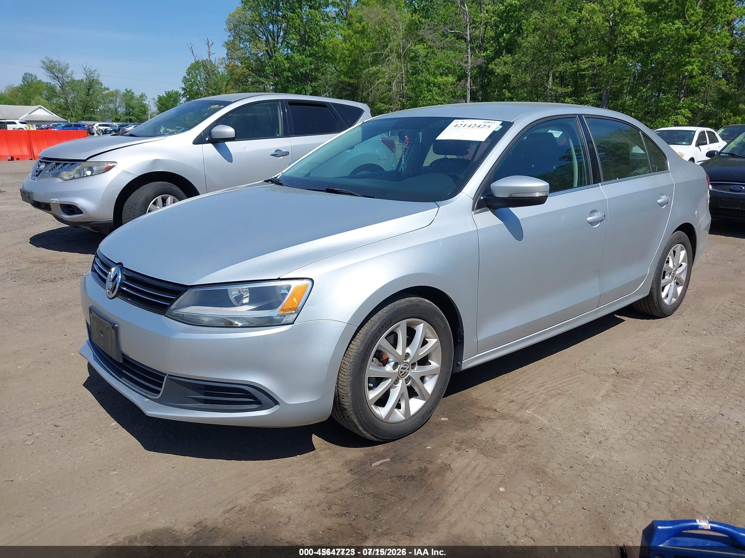 2014 Volkswagen Jetta 1.8t Se Серебряный vin: 3VWD17AJ2EM327662