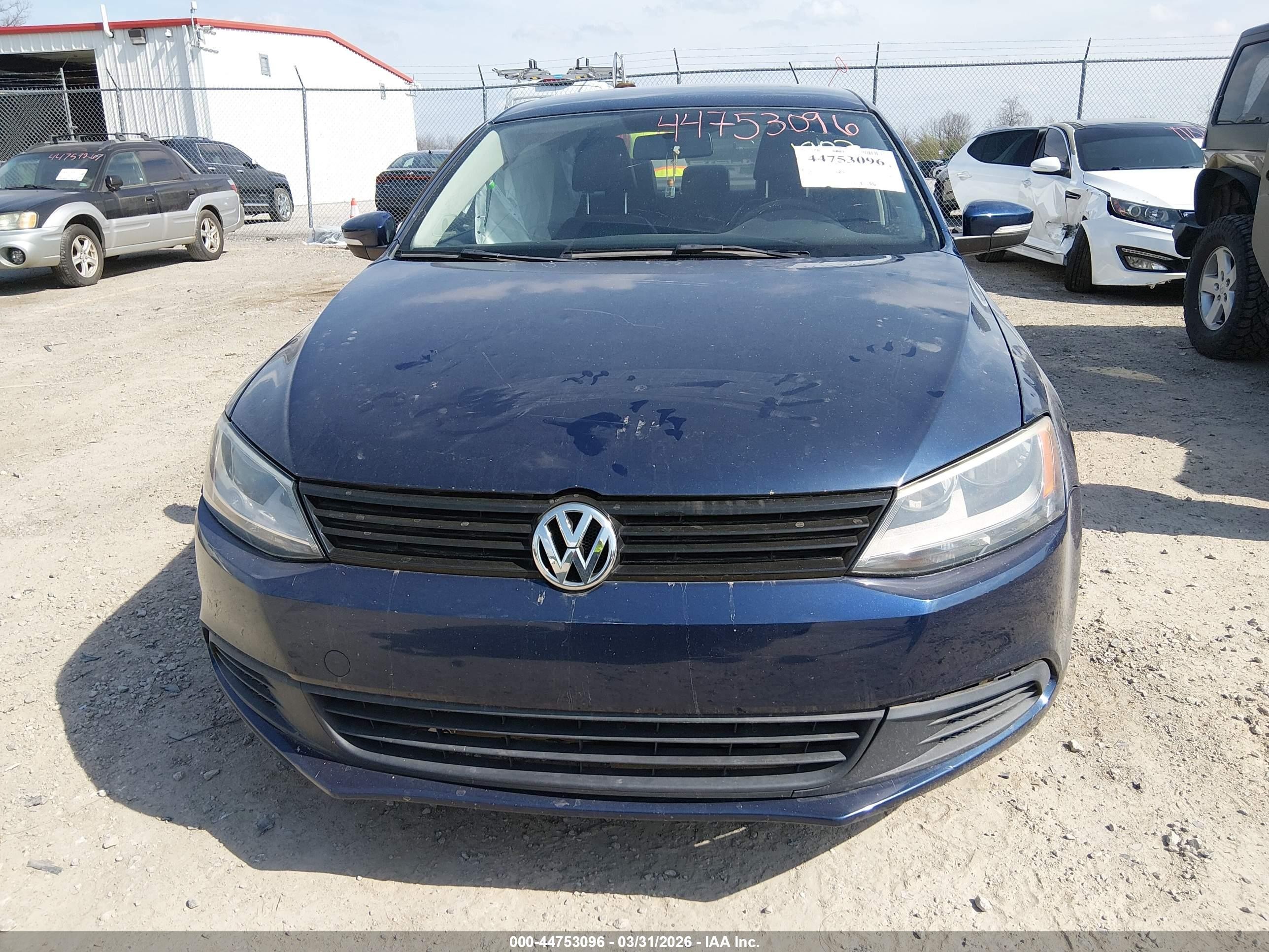 2014 Volkswagen Jetta 1.8t Se Blue vin: 3VWD17AJ2EM381902