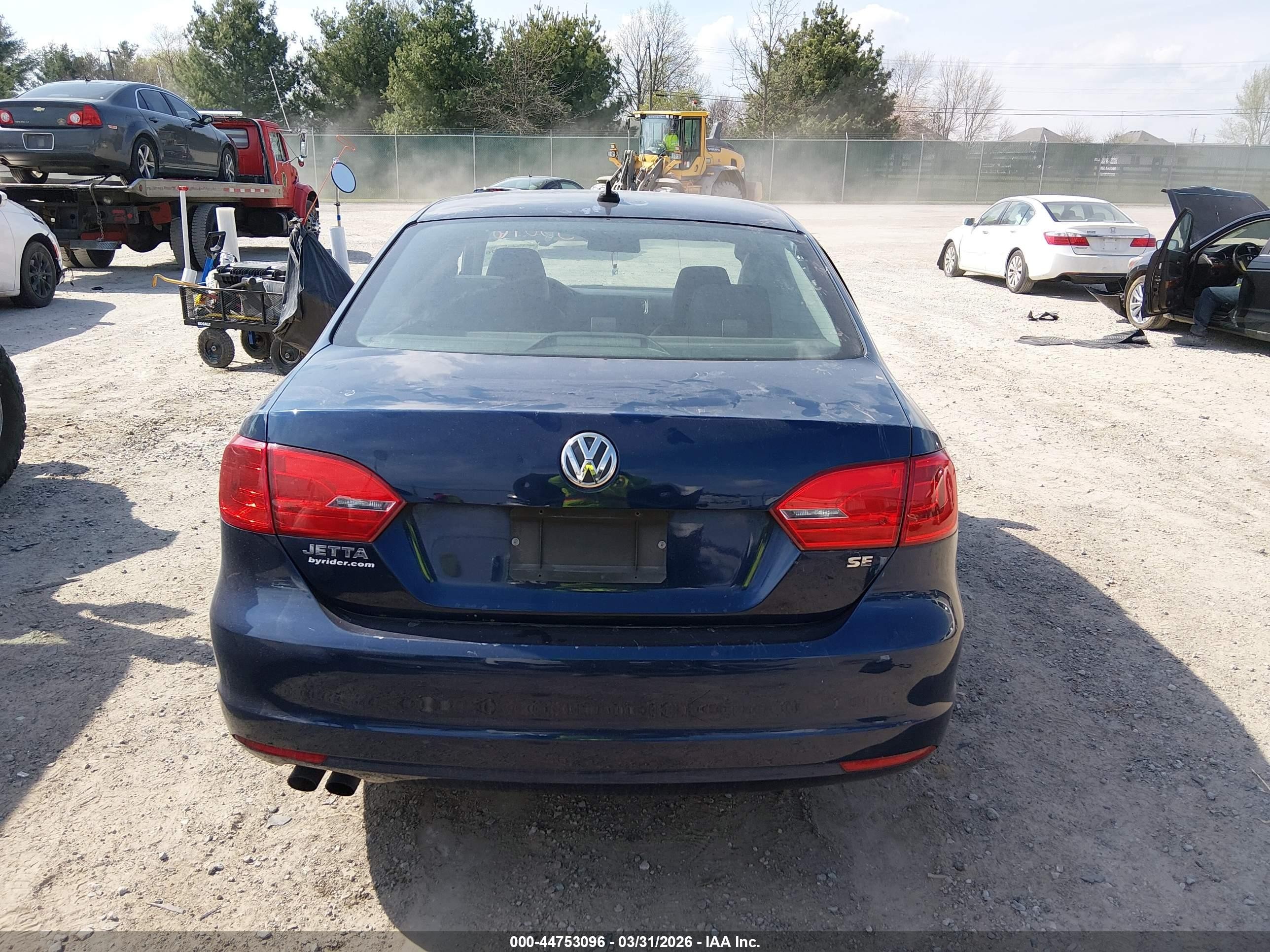 2014 Volkswagen Jetta 1.8t Se Blue vin: 3VWD17AJ2EM381902