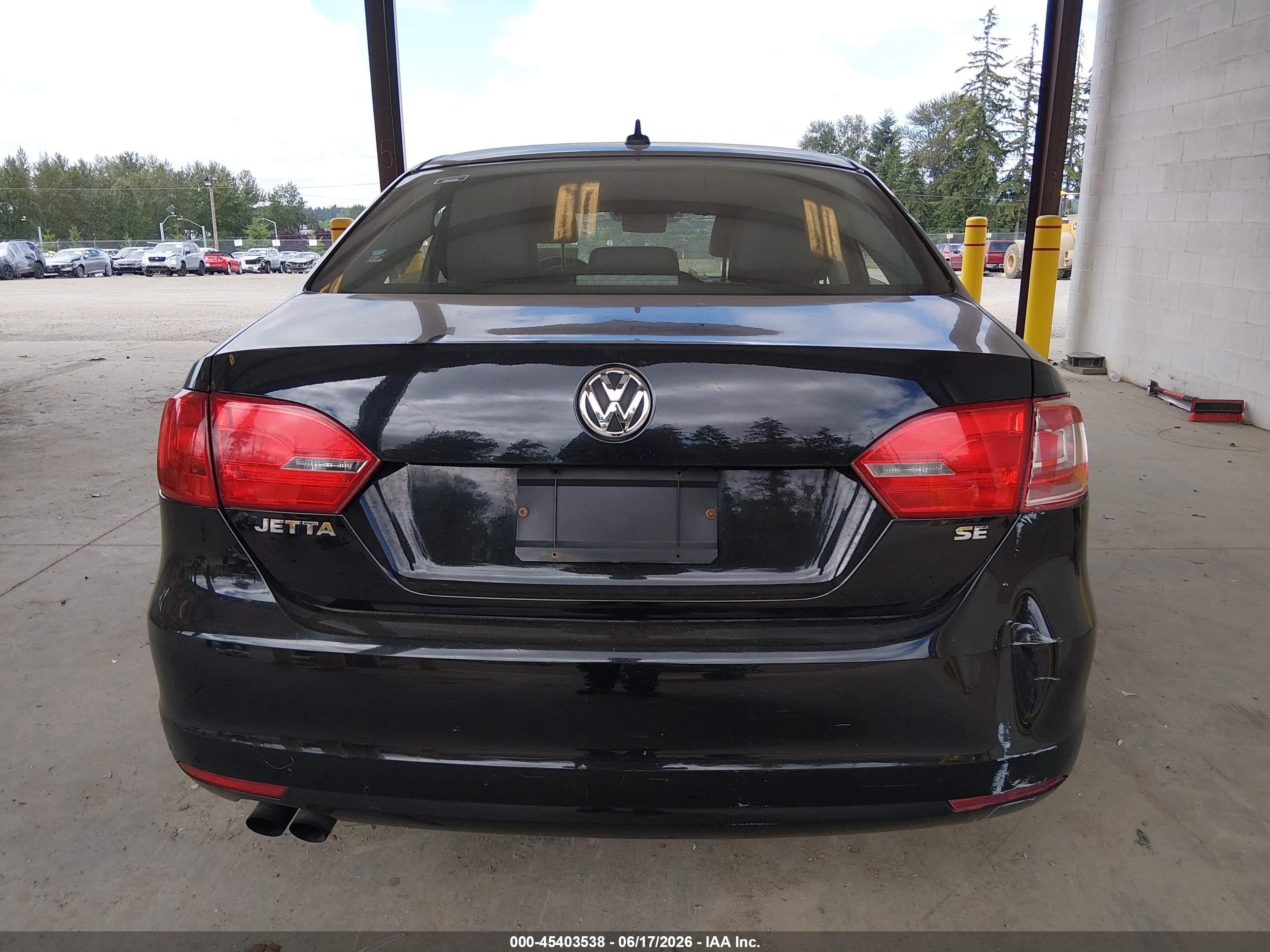 2014 Volkswagen Jetta 1.8t Se Black vin: 3VWD17AJ2EM391300