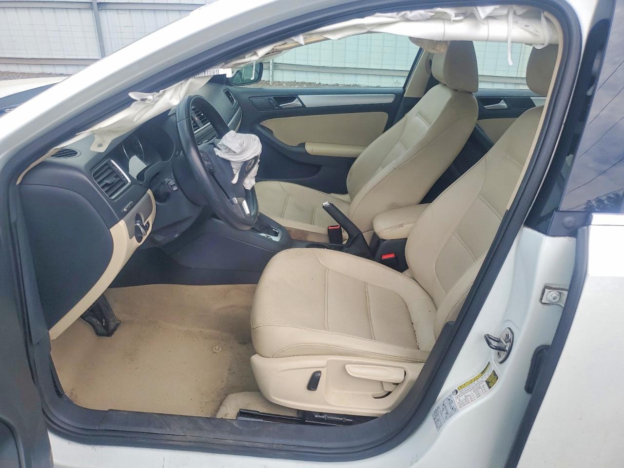 2014 Volkswagen Jetta Se White vin: 3VWD17AJ2EM420925