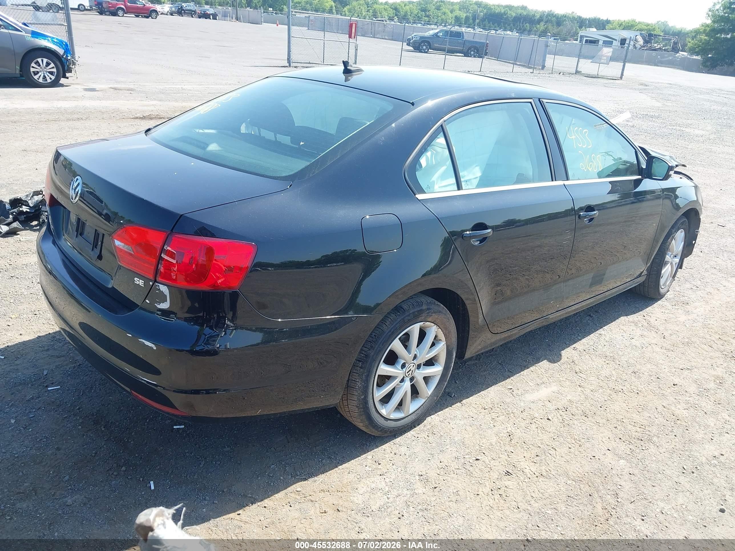2014 Volkswagen Jetta 1.8t Se Black vin: 3VWD17AJ2EM432329