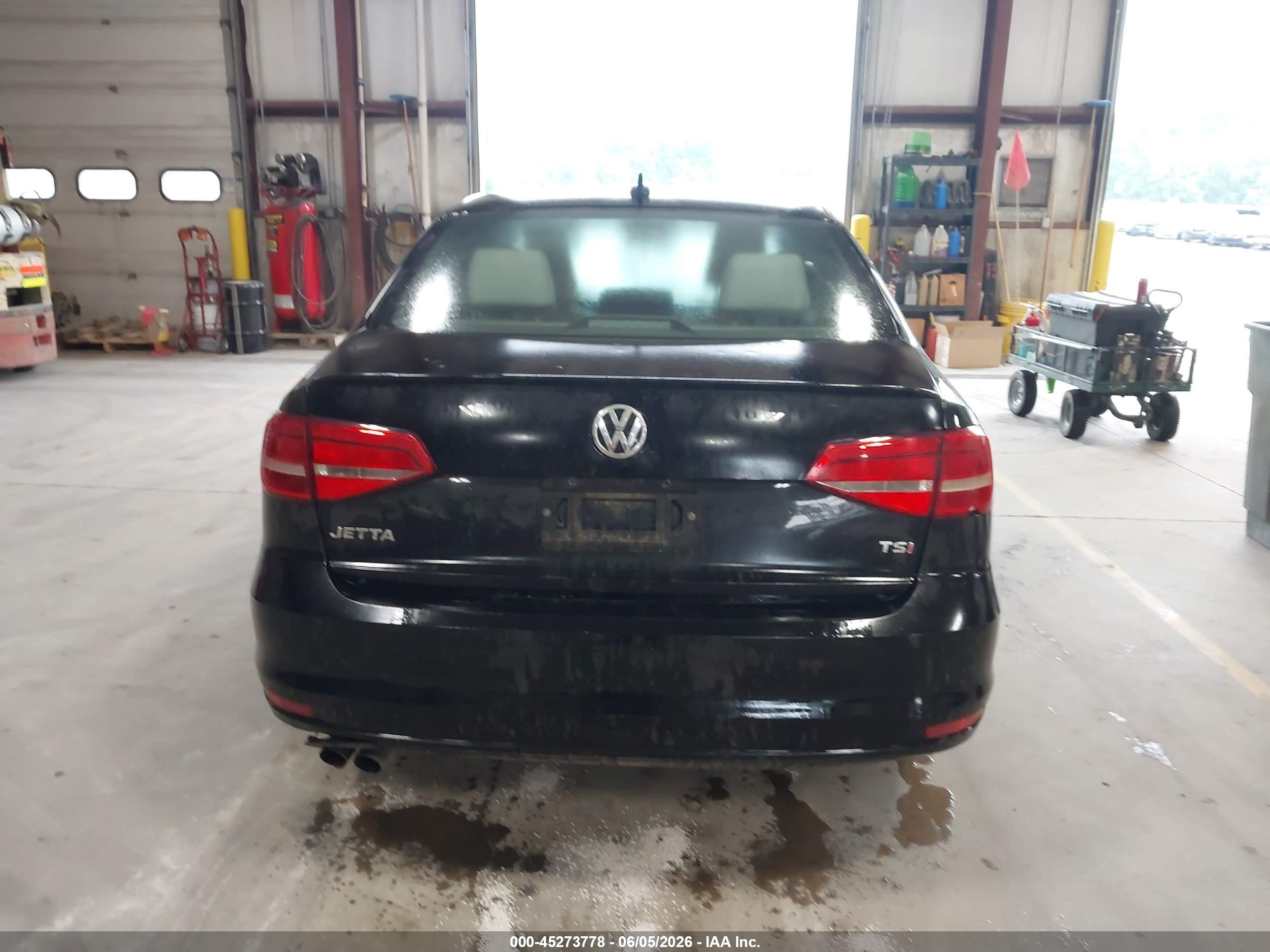 2015 Volkswagen Jetta 1.8t Sport Black vin: 3VWD17AJ2FM204946