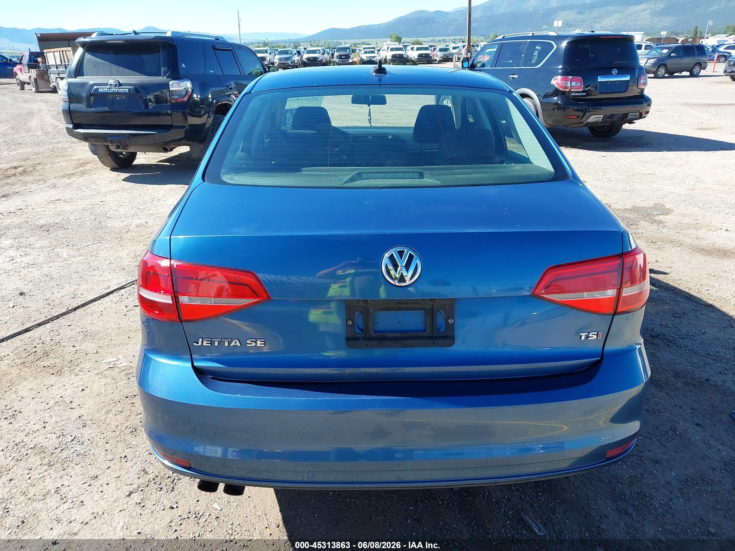 2015 Volkswagen Jetta 1.8t Se Blue vin: 3VWD17AJ2FM225831
