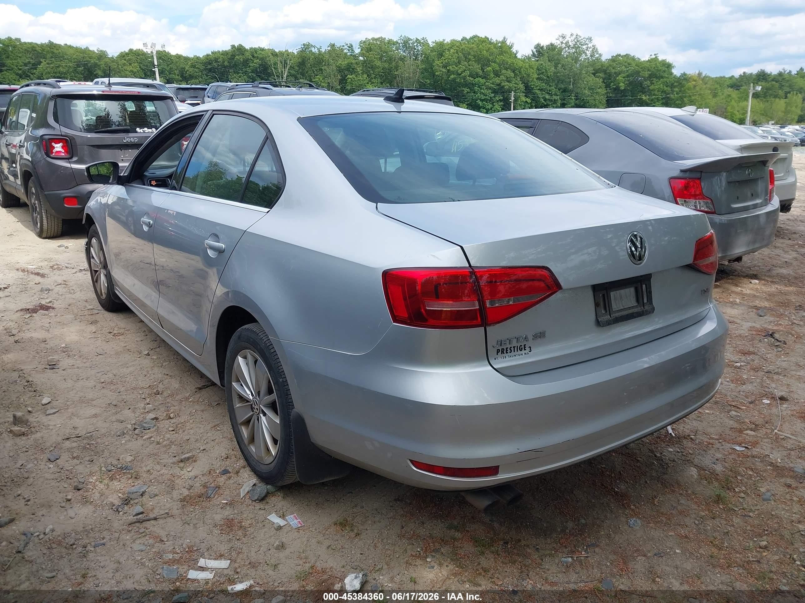 2015 Volkswagen Jetta 1.8t Se Silver vin: 3VWD17AJ2FM226171