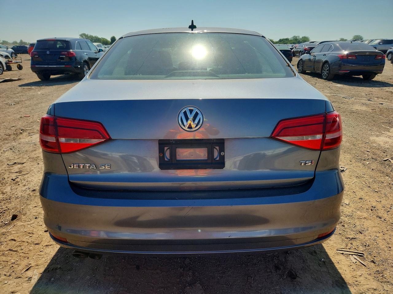 2015 Volkswagen Jetta Se Gray vin: 3VWD17AJ2FM230592