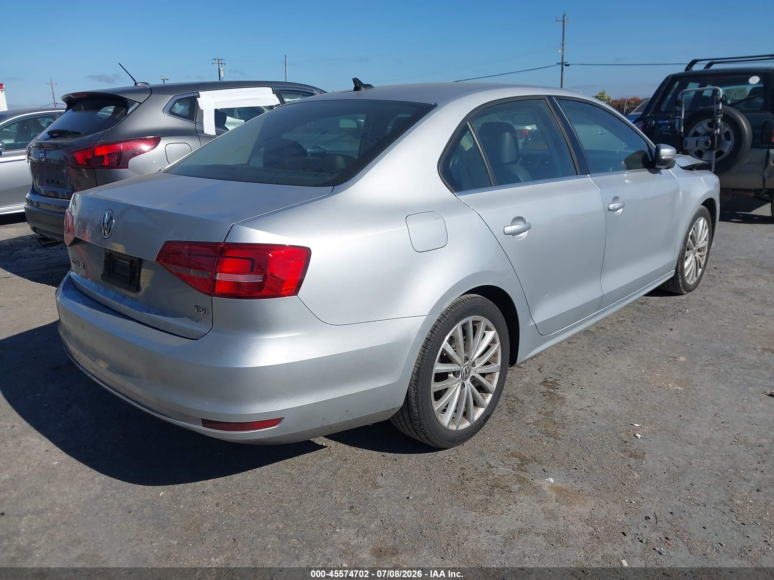 2015 Volkswagen Jetta 1.8t Se Silver vin: 3VWD17AJ2FM254486