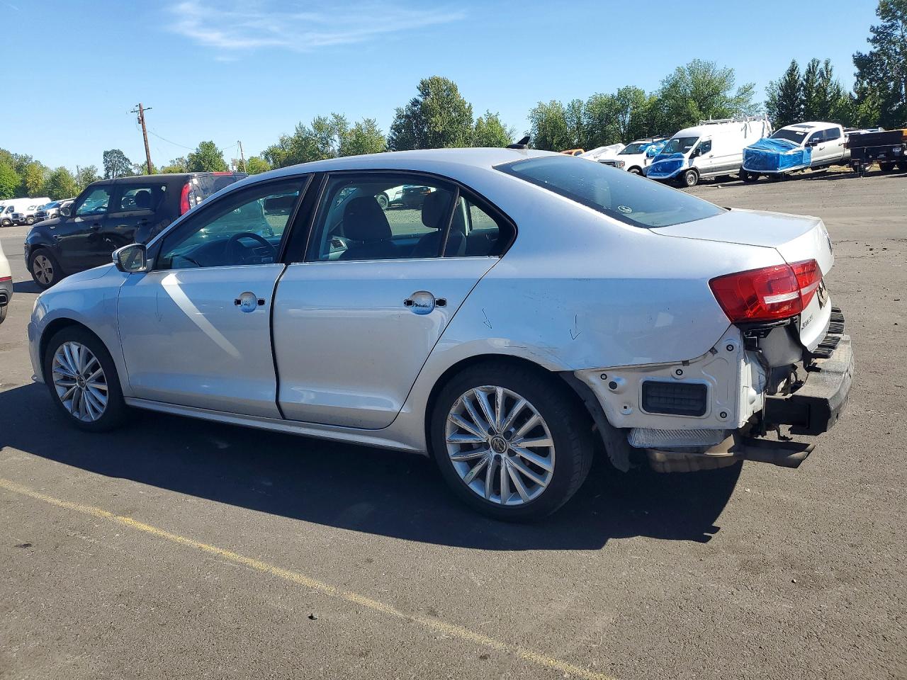 2015 Volkswagen Jetta Se Серебряный vin: 3VWD17AJ2FM311219