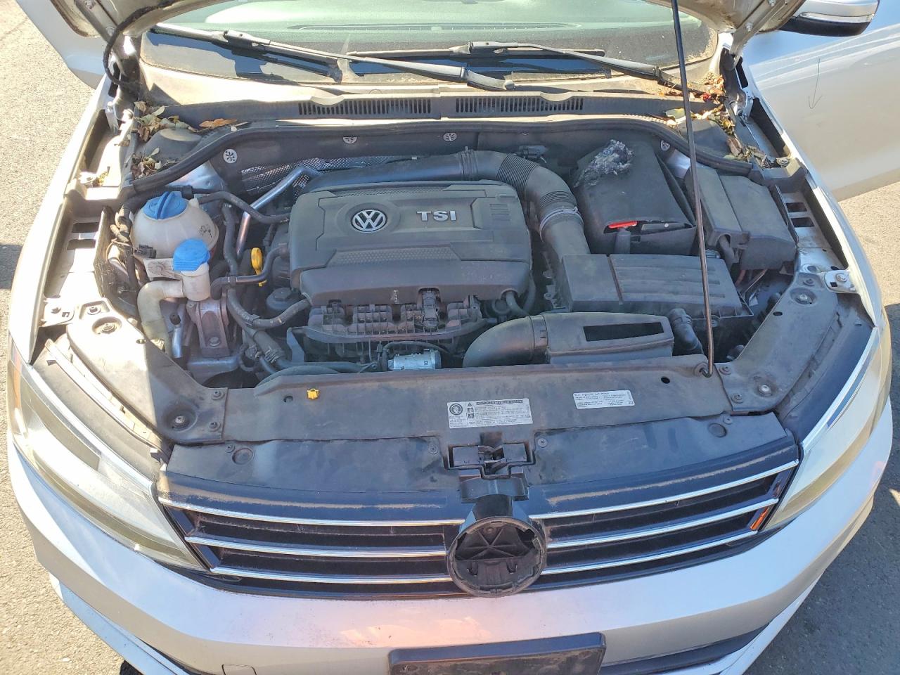2015 Volkswagen Jetta Se Серебряный vin: 3VWD17AJ2FM311219