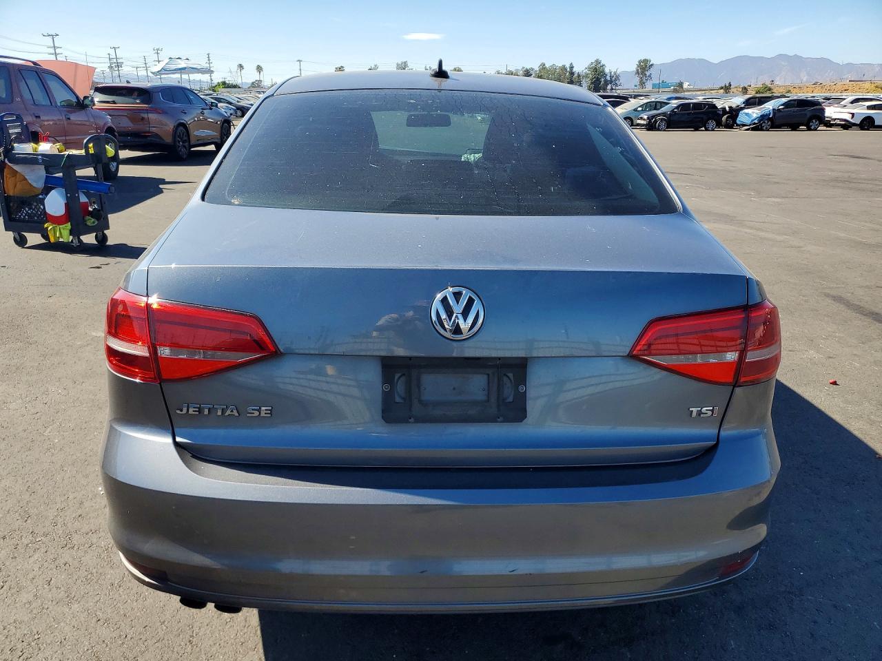 2015 Volkswagen Jetta Se Gray vin: 3VWD17AJ2FM323077