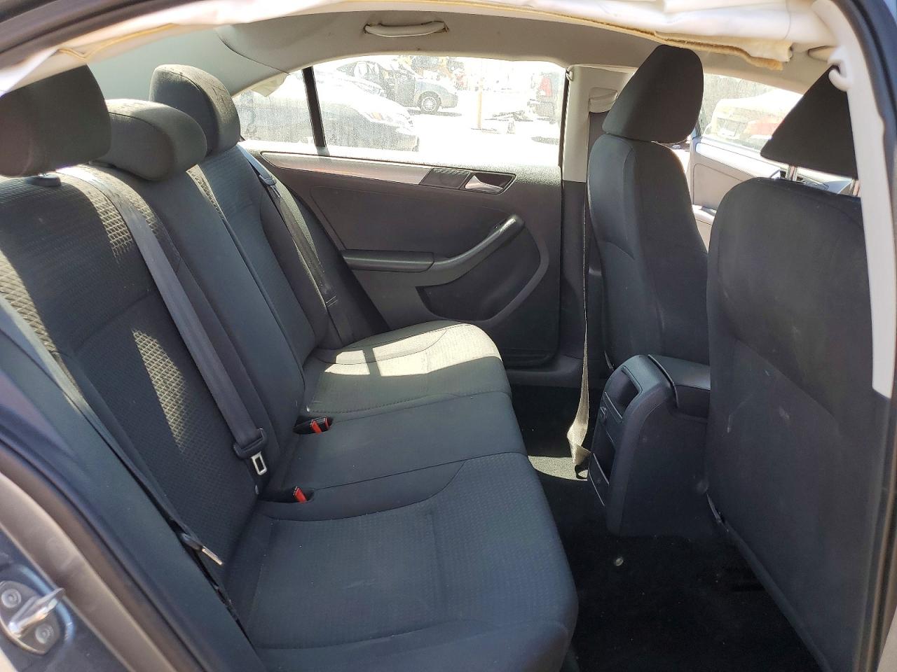 2015 Volkswagen Jetta Se Gray vin: 3VWD17AJ2FM323838