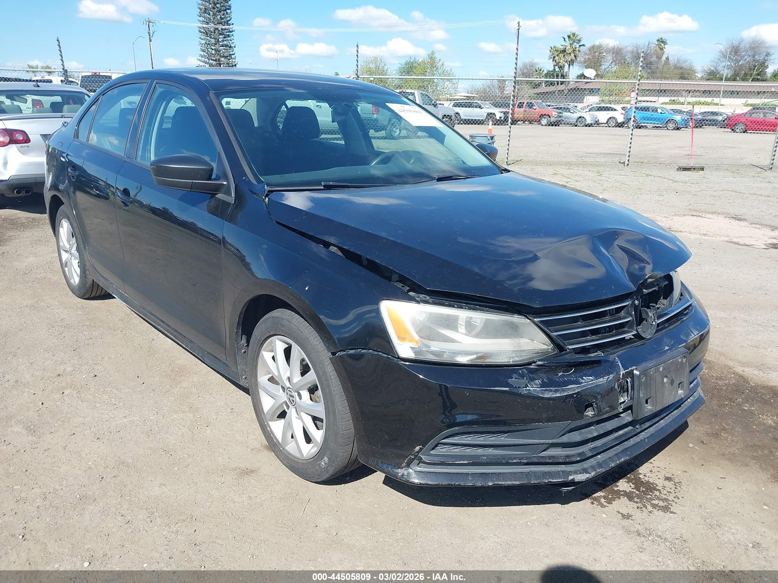 3VWD17AJ2FM329400