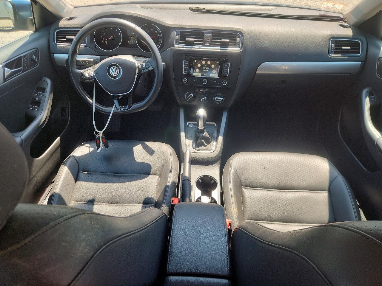2015 Volkswagen Jetta Se Blue vin: 3VWD17AJ2FM343541