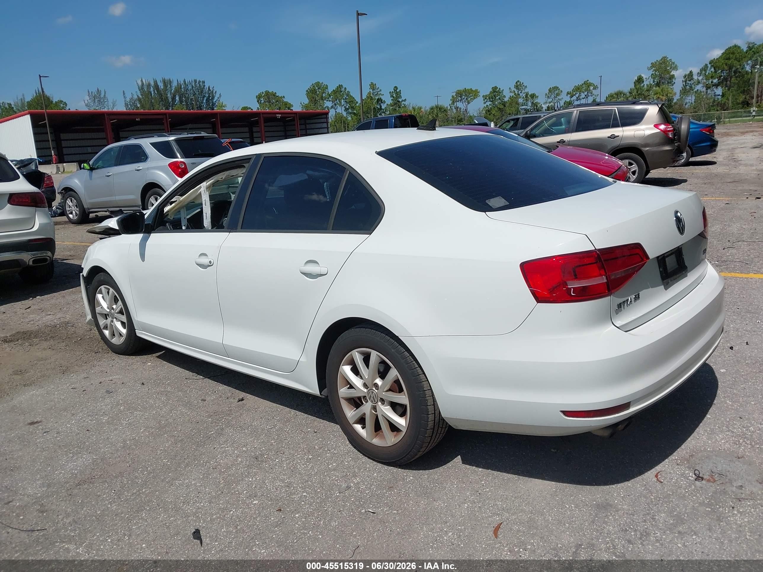 2015 Volkswagen Jetta 1.8t Se White vin: 3VWD17AJ2FM356077