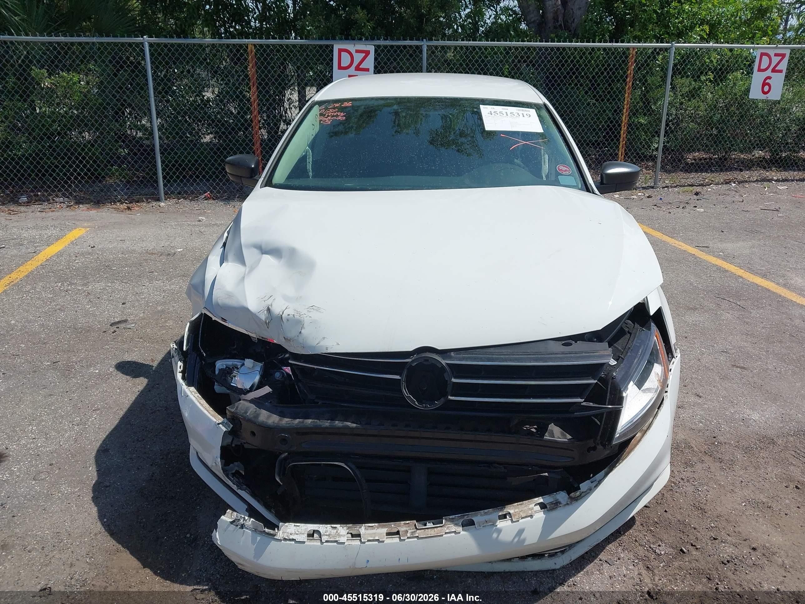 2015 Volkswagen Jetta 1.8t Se White vin: 3VWD17AJ2FM356077