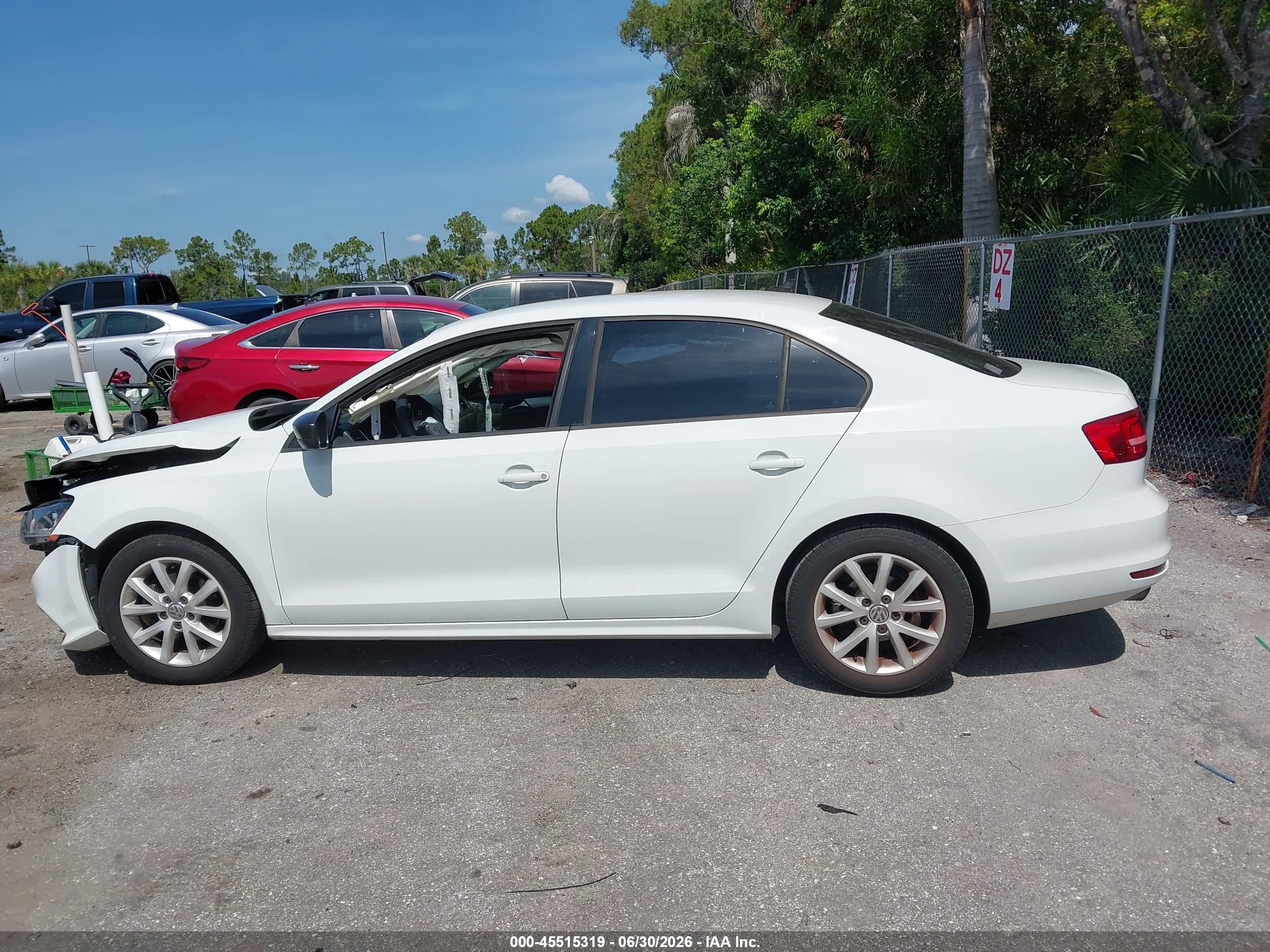 2015 Volkswagen Jetta 1.8t Se White vin: 3VWD17AJ2FM356077