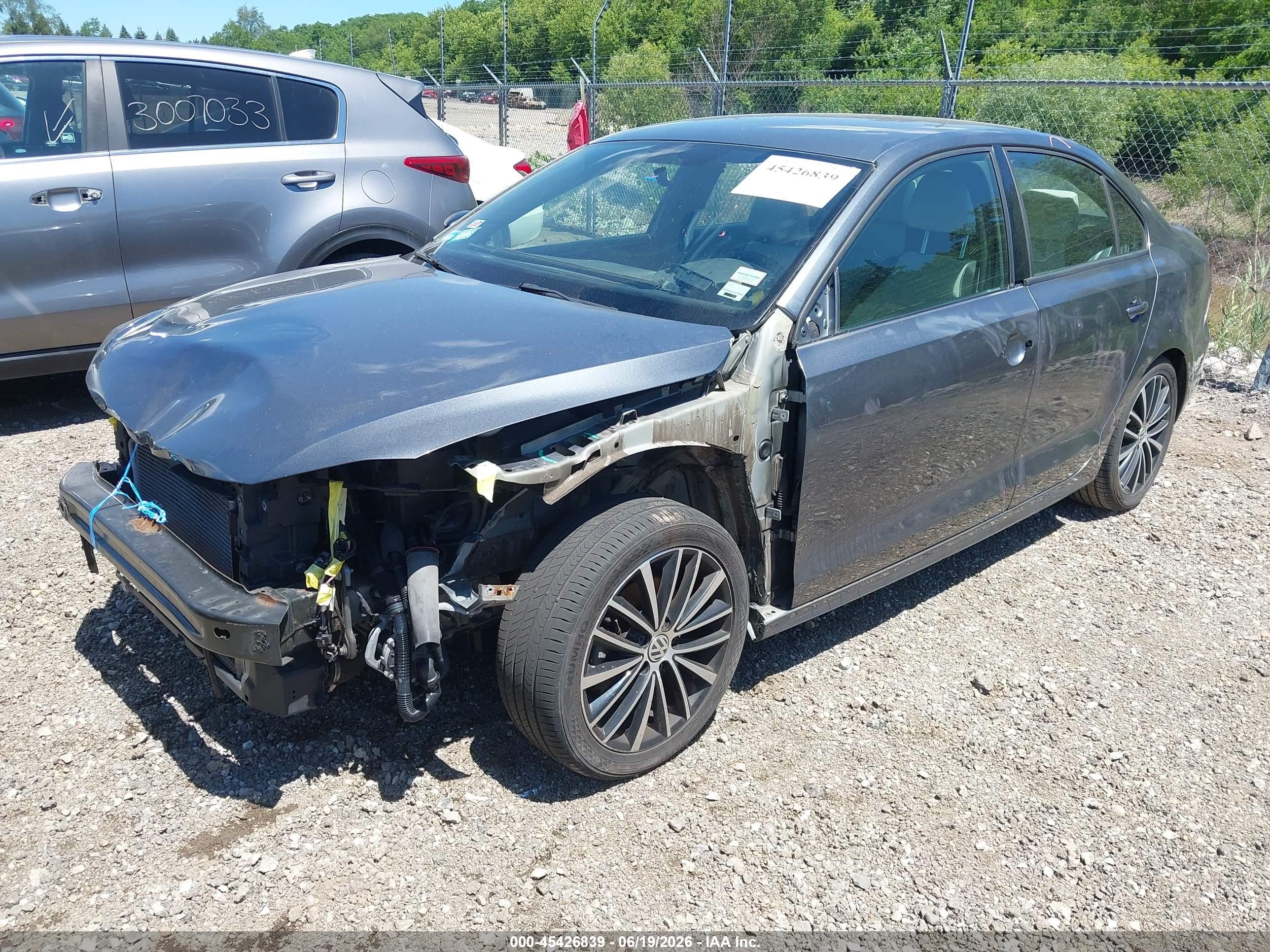 2015 Volkswagen Jetta 1.8t Sport Gray vin: 3VWD17AJ2FM401146