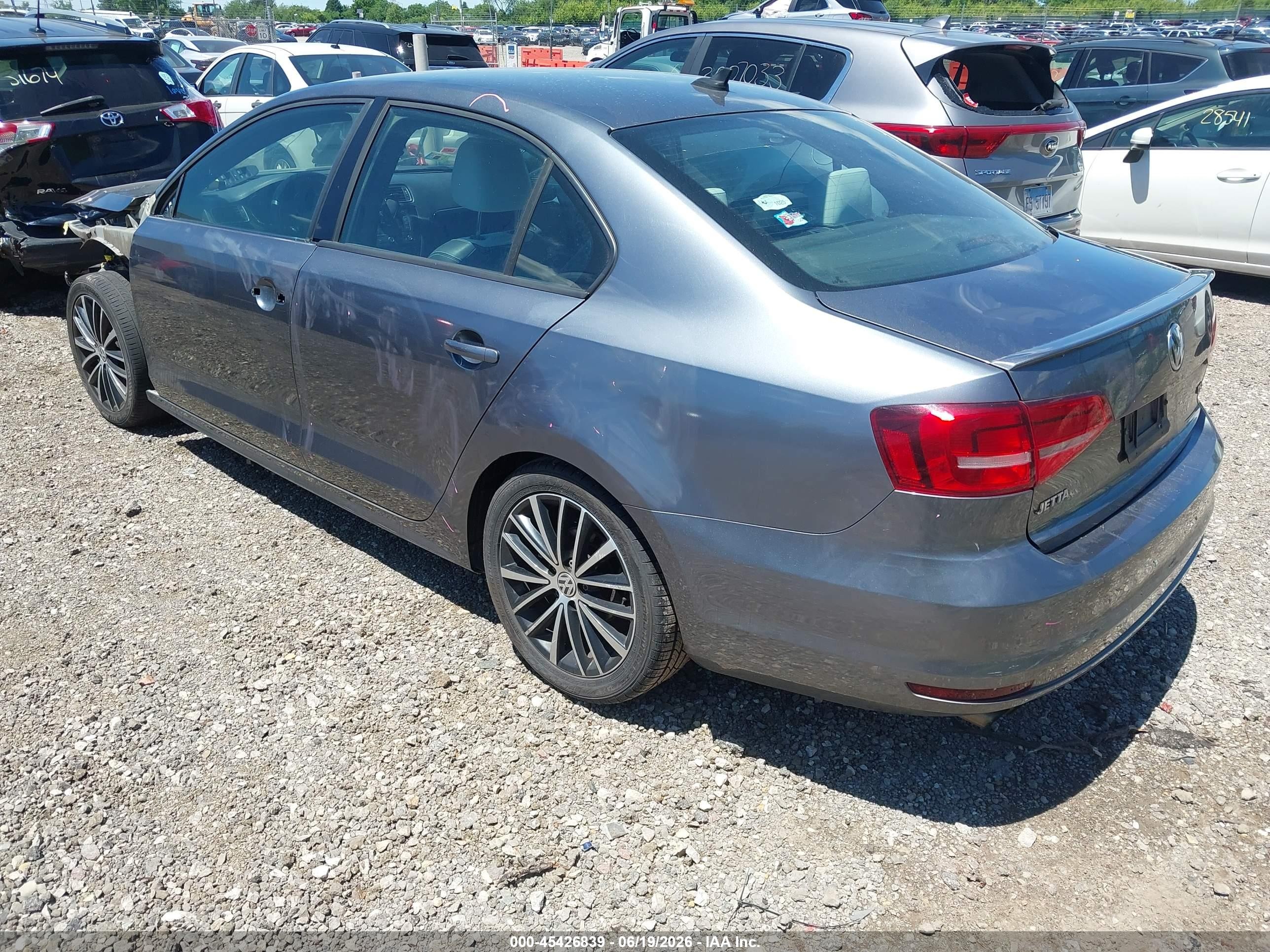 2015 Volkswagen Jetta 1.8t Sport Gray vin: 3VWD17AJ2FM401146