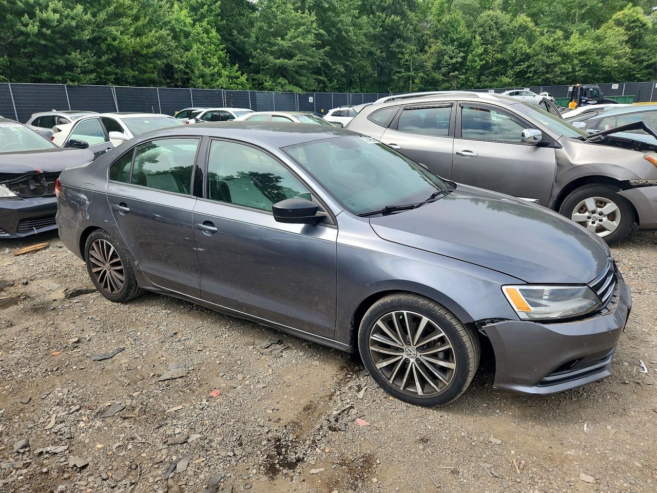 2015 Volkswagen Jetta Se Gray vin: 3VWD17AJ2FM421025