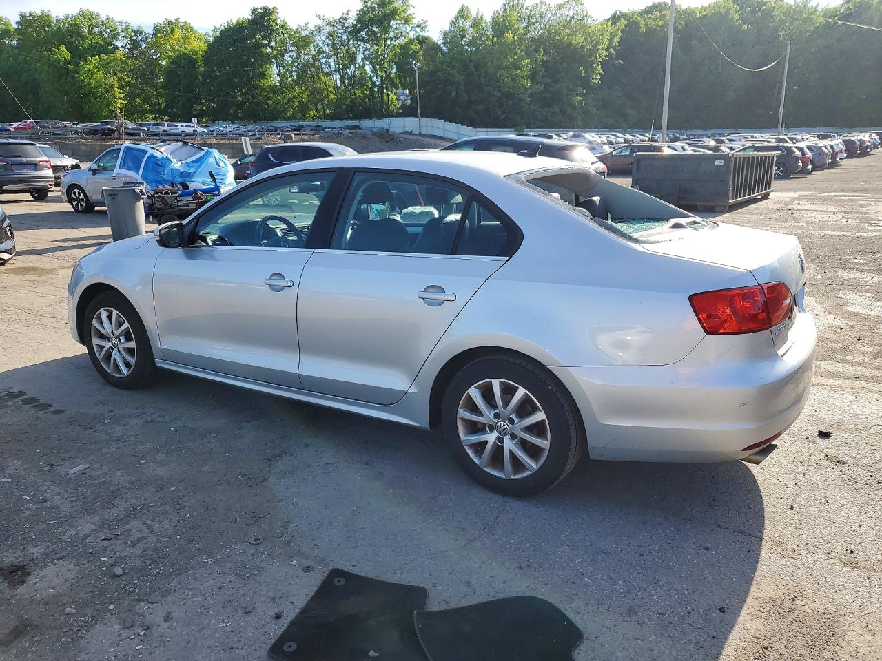 2014 Volkswagen Jetta Se Silver vin: 3VWD17AJ3EM227053