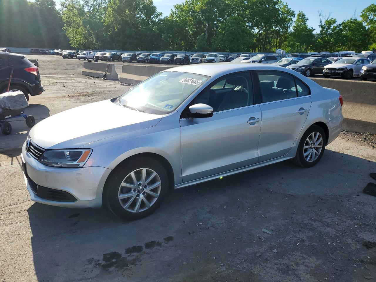 3VWD17AJ3EM227053