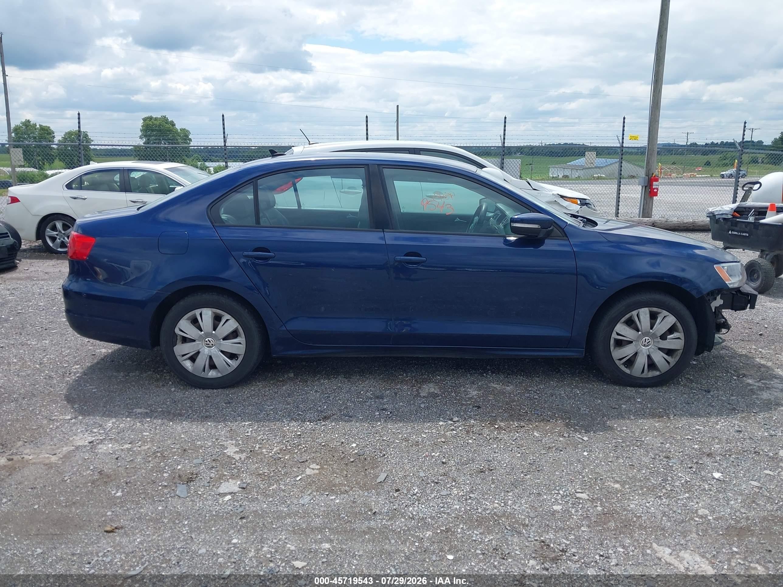 2014 Volkswagen Jetta 1.8t Se Blue vin: 3VWD17AJ3EM240319