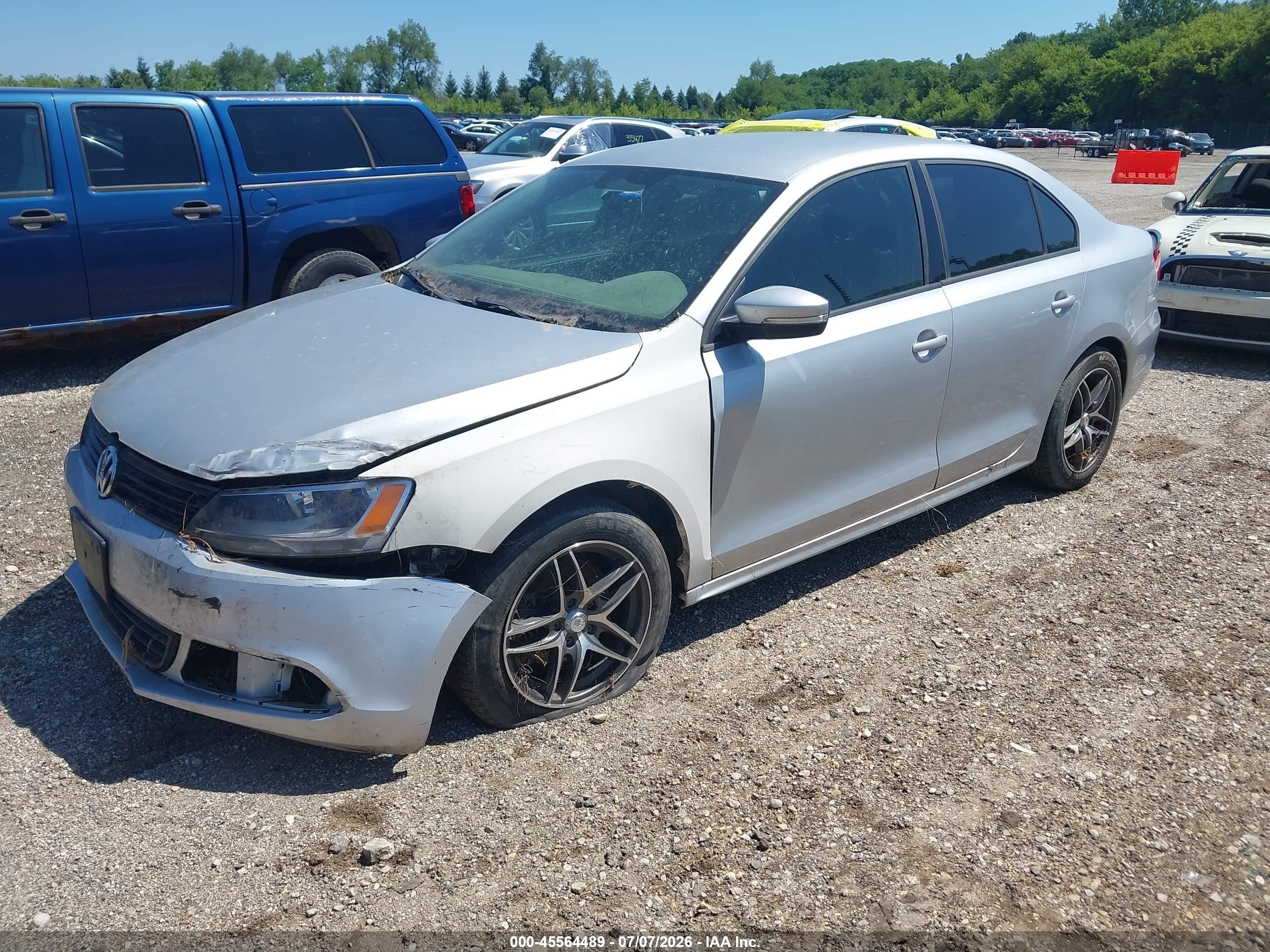 2014 Volkswagen Jetta 1.8t Se Серебряный vin: 3VWD17AJ3EM268962