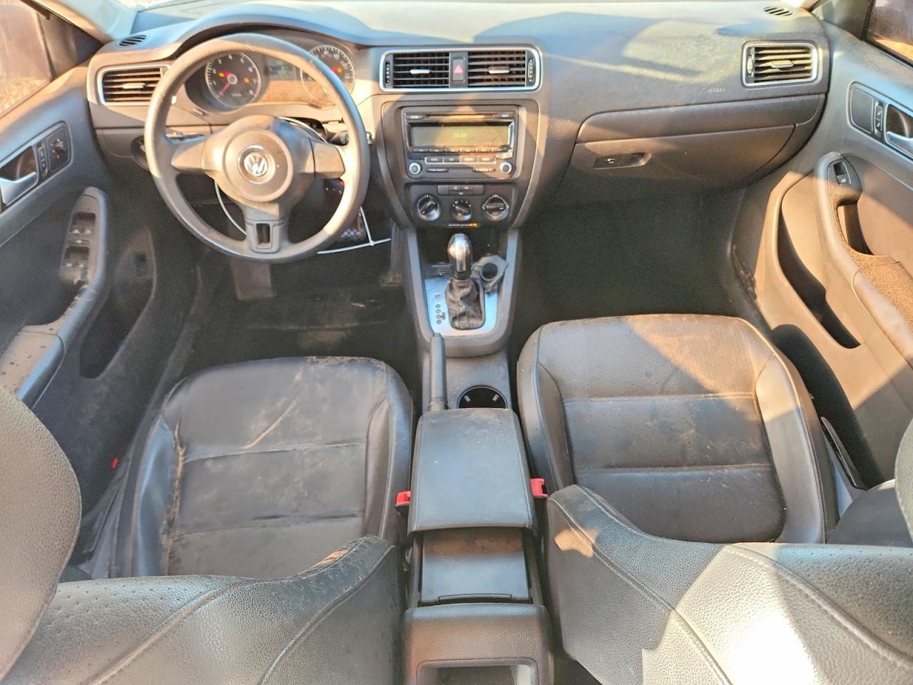 2014 Volkswagen Jetta Se Серебряный vin: 3VWD17AJ3EM302804