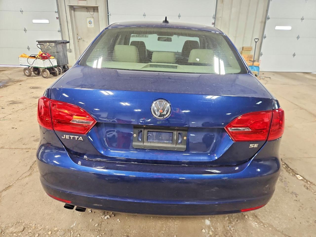 2014 Volkswagen Jetta Se Blue vin: 3VWD17AJ3EM302916