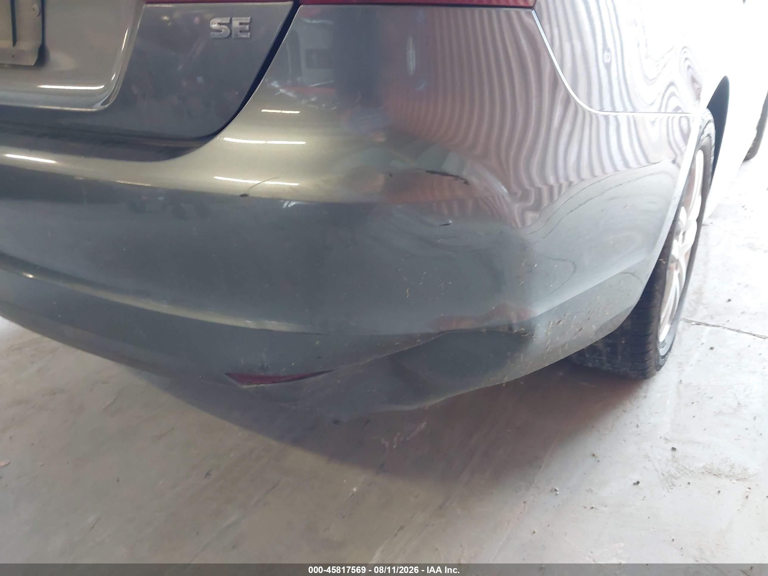 2014 Volkswagen Jetta 1.8t Se Gray vin: 3VWD17AJ3EM360072