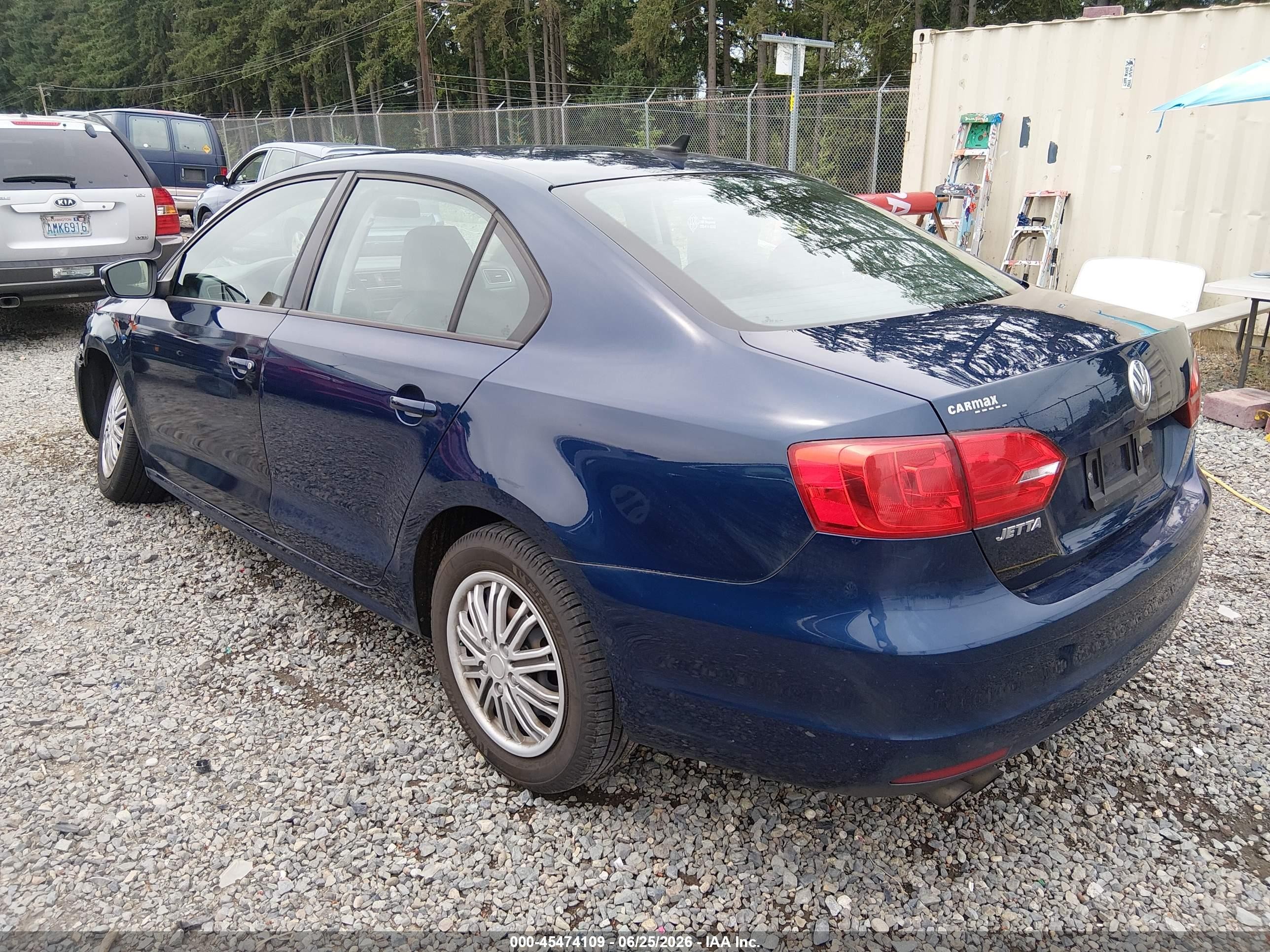 2014 Volkswagen Jetta 1.8t Se Blue vin: 3VWD17AJ3EM422408