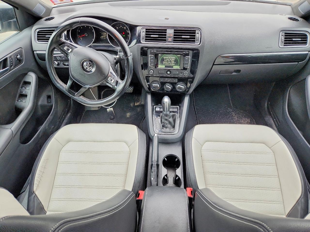 2015 Volkswagen Jetta Se White vin: 3VWD17AJ3FM203806