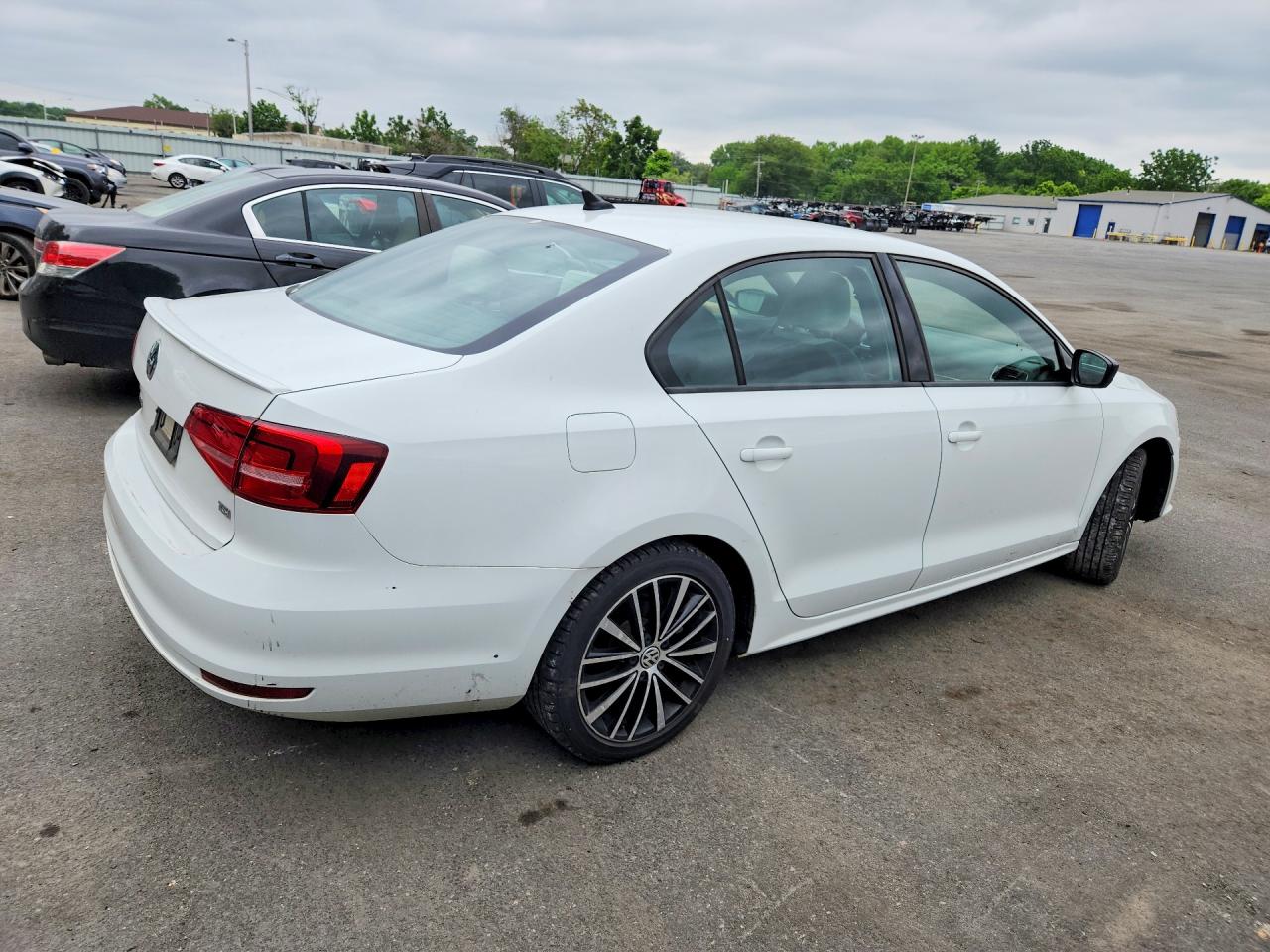 2015 Volkswagen Jetta Se White vin: 3VWD17AJ3FM203806