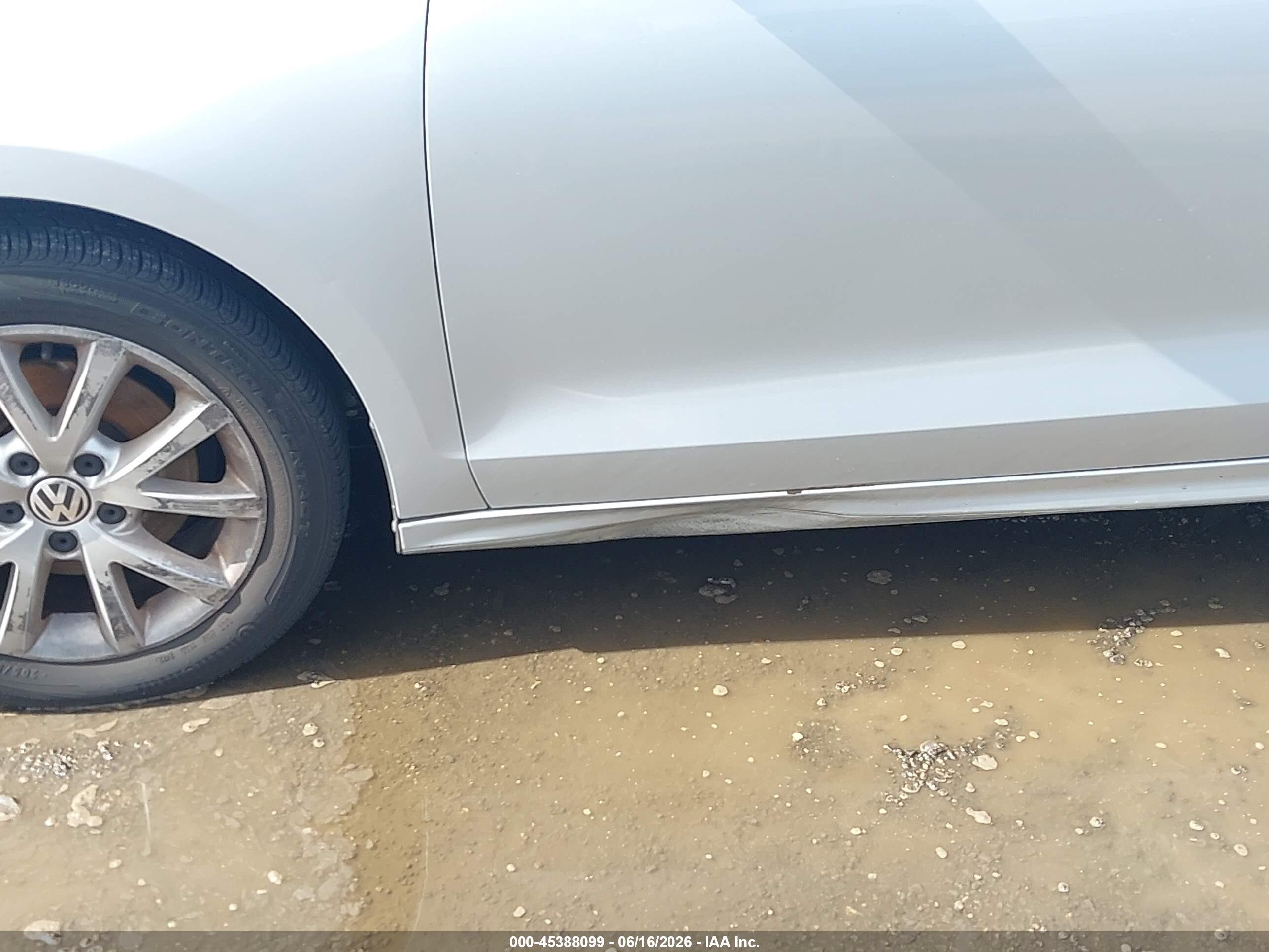 2015 Volkswagen Jetta 1.8t Se Silver vin: 3VWD17AJ3FM217317