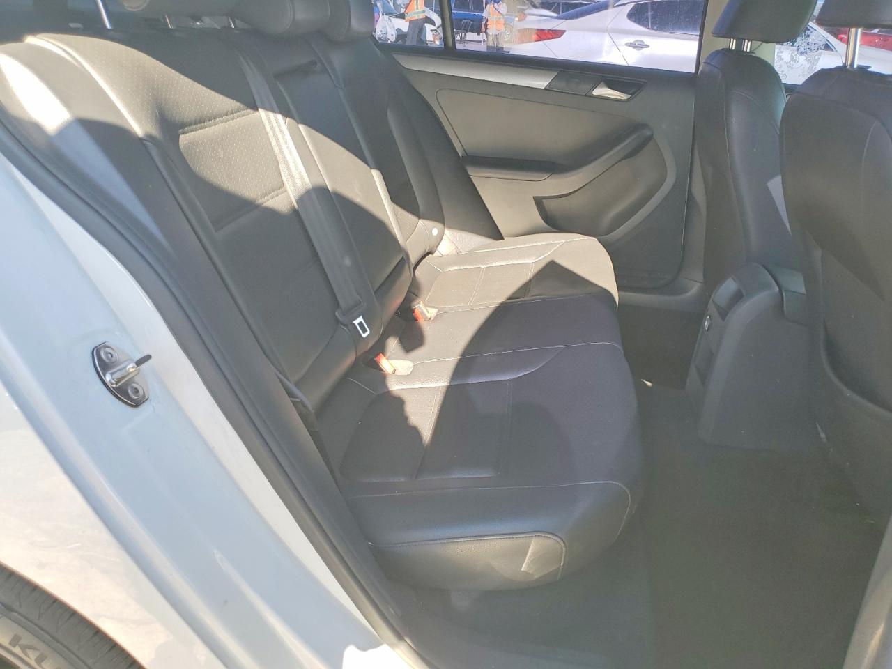 2015 Volkswagen Jetta Se White vin: 3VWD17AJ3FM276352