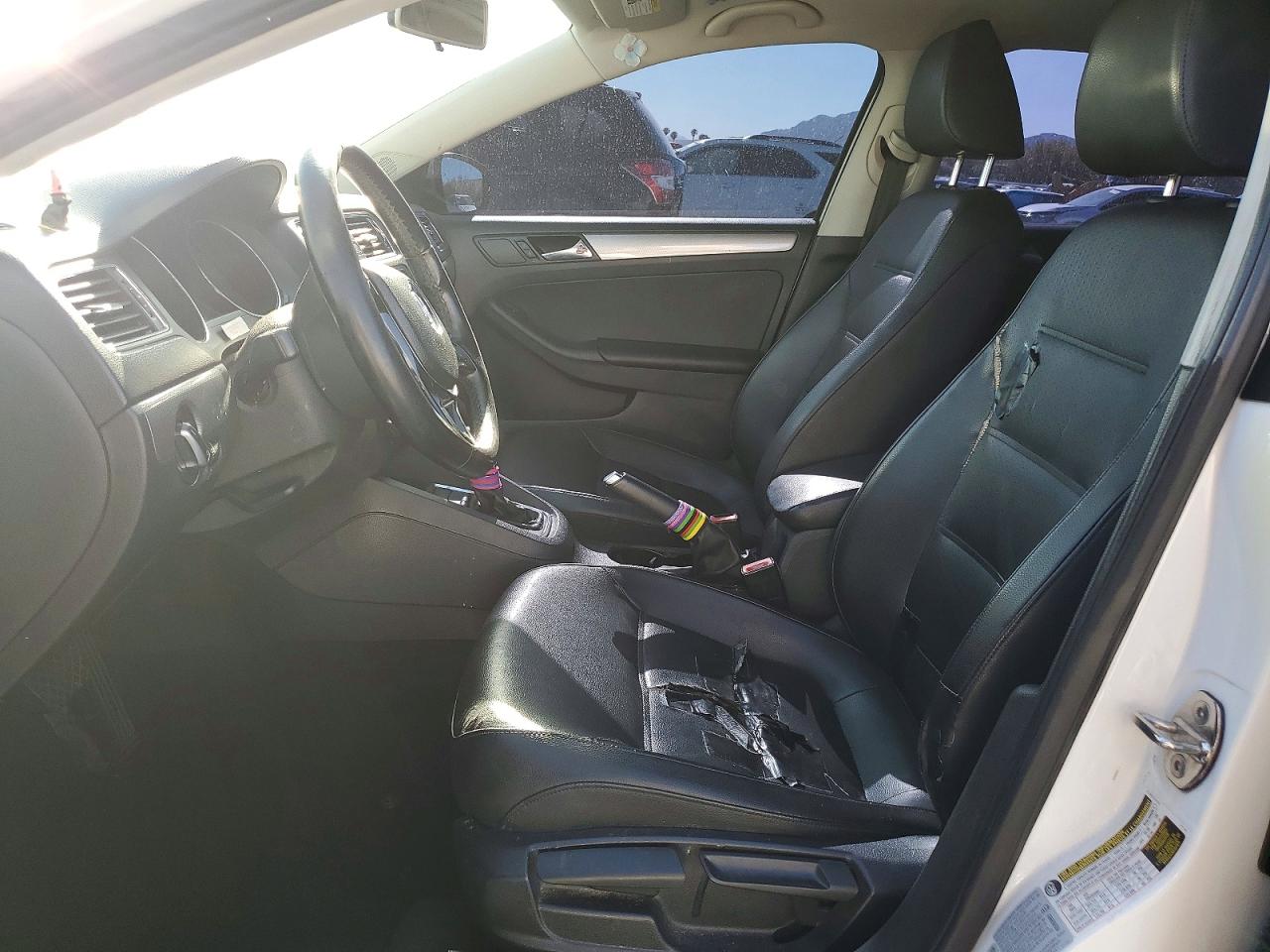 2015 Volkswagen Jetta Se White vin: 3VWD17AJ3FM276352