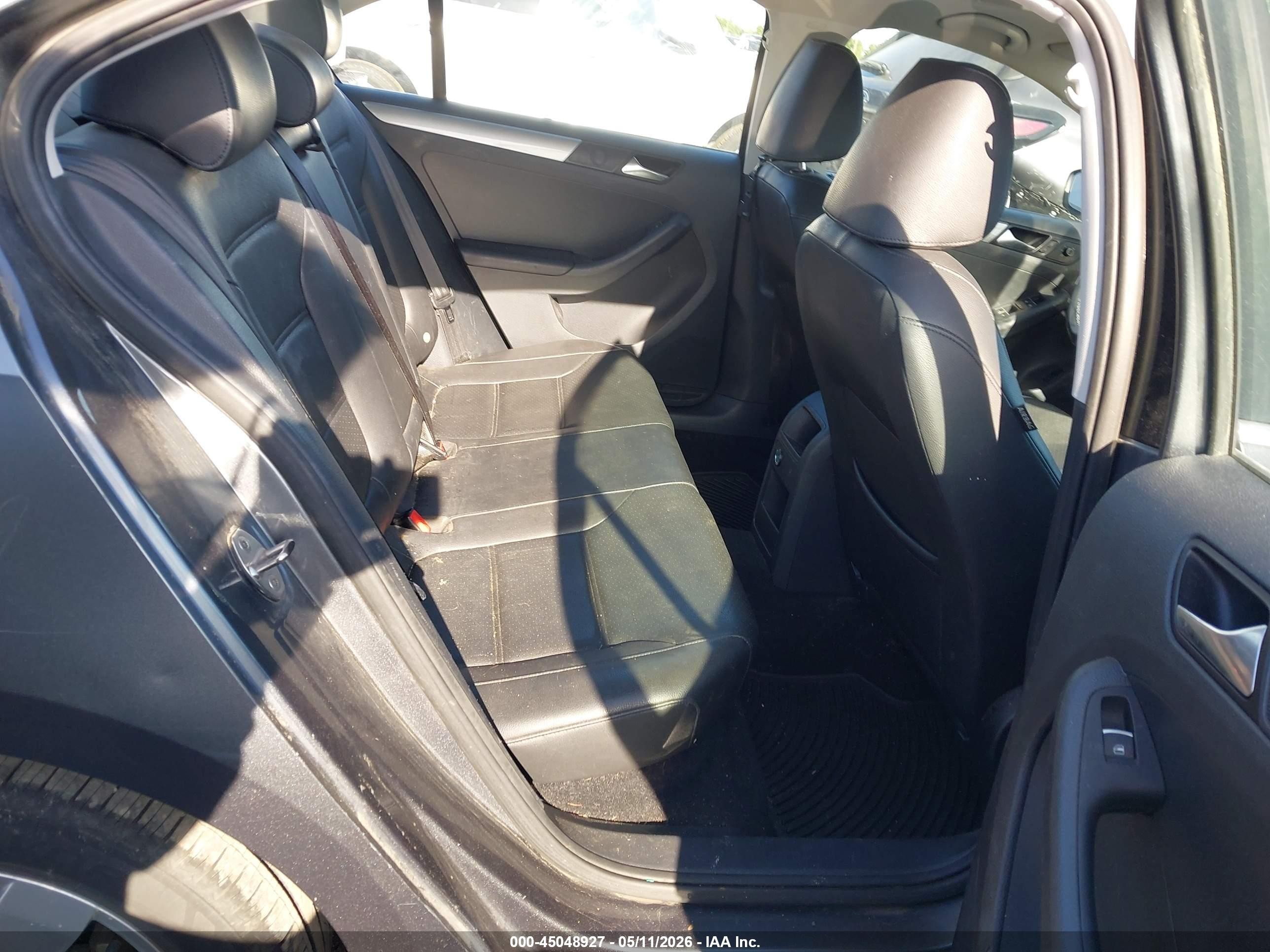 2015 Volkswagen Jetta 1.8t Se Gray vin: 3VWD17AJ3FM283950