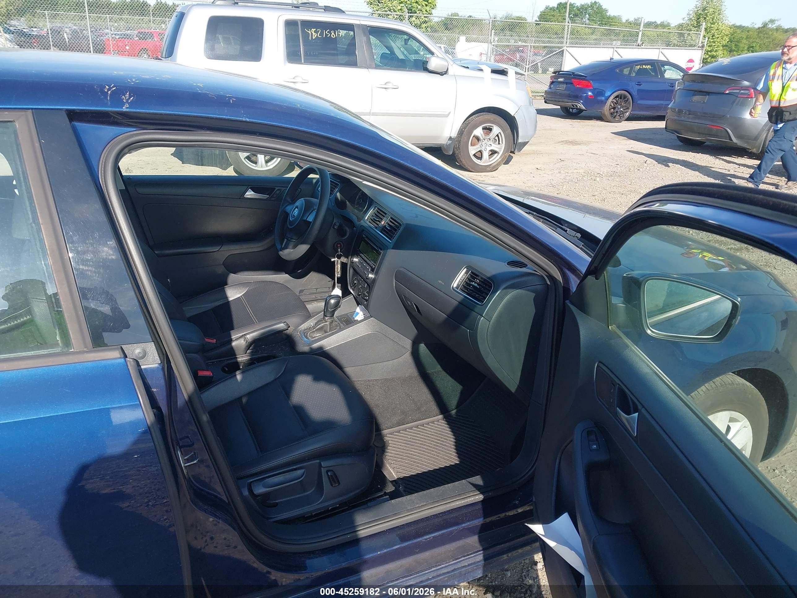 2014 Volkswagen Jetta 1.8t Se Синий vin: 3VWD17AJ4EM232861