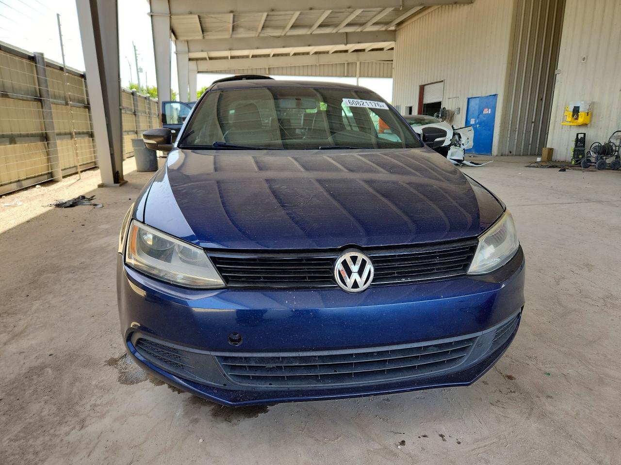 2014 Volkswagen Jetta Se Blue vin: 3VWD17AJ4EM243391