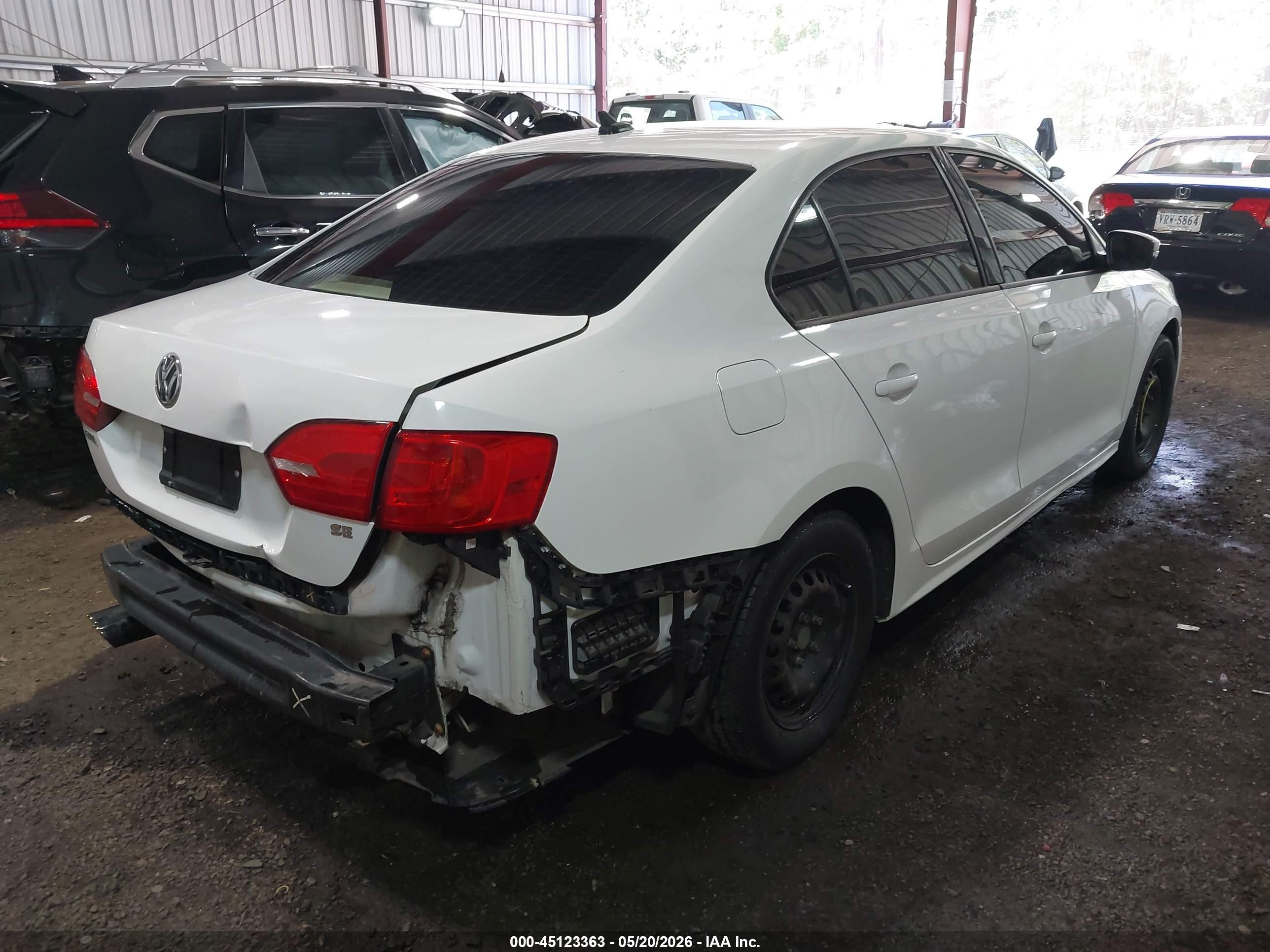2014 Volkswagen Jetta 1.8t Se White vin: 3VWD17AJ4EM266539