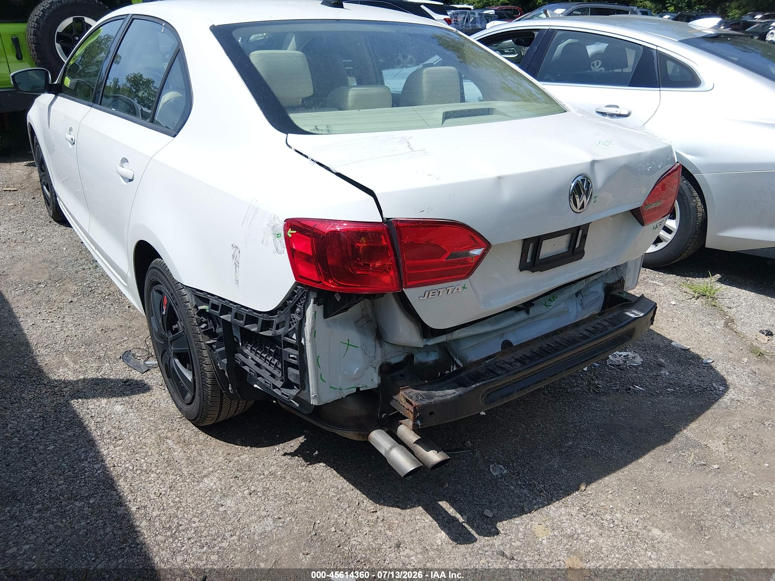2014 Volkswagen Jetta 1.8t Se Белый vin: 3VWD17AJ4EM281302