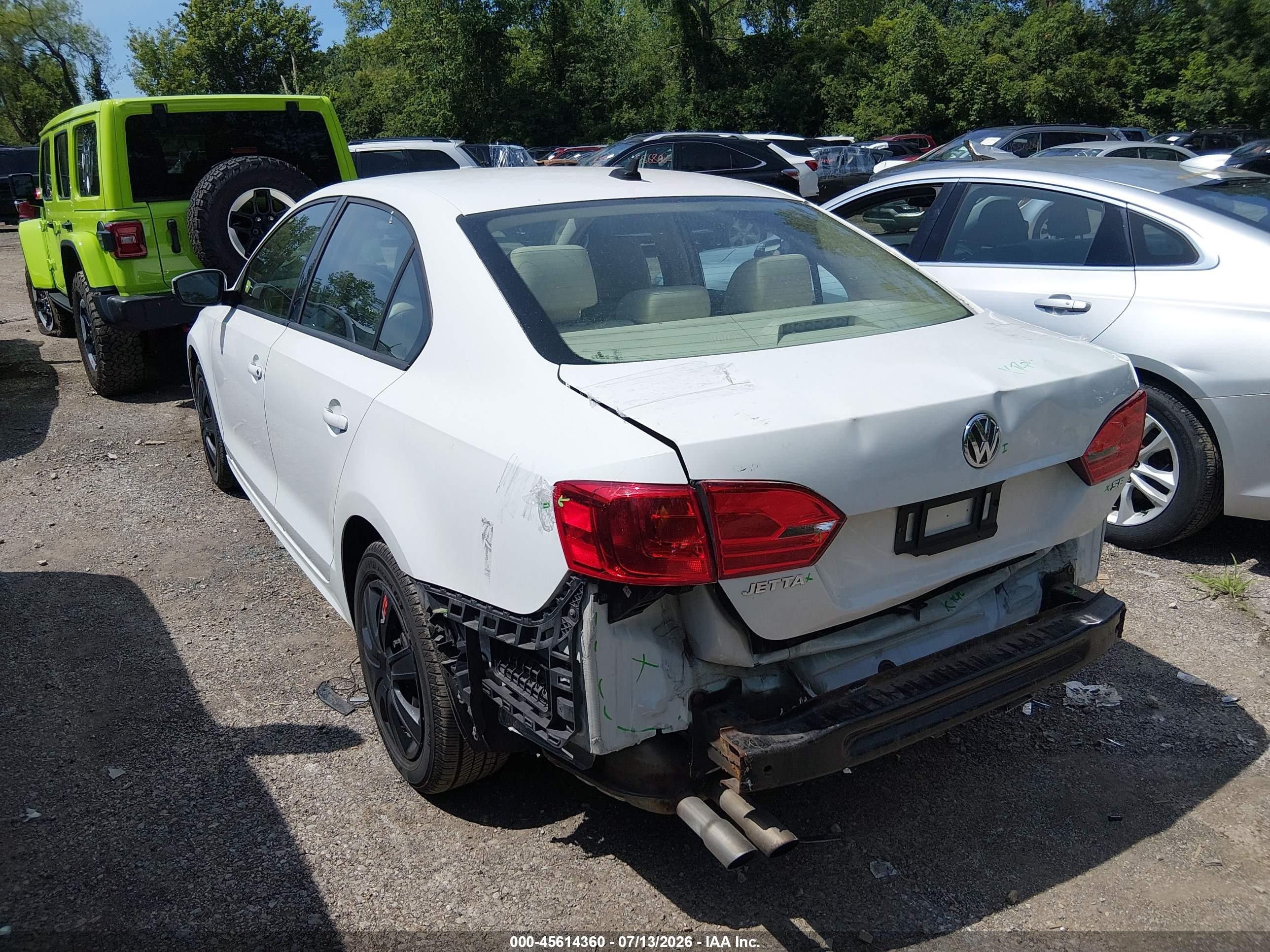 2014 Volkswagen Jetta 1.8t Se Белый vin: 3VWD17AJ4EM281302