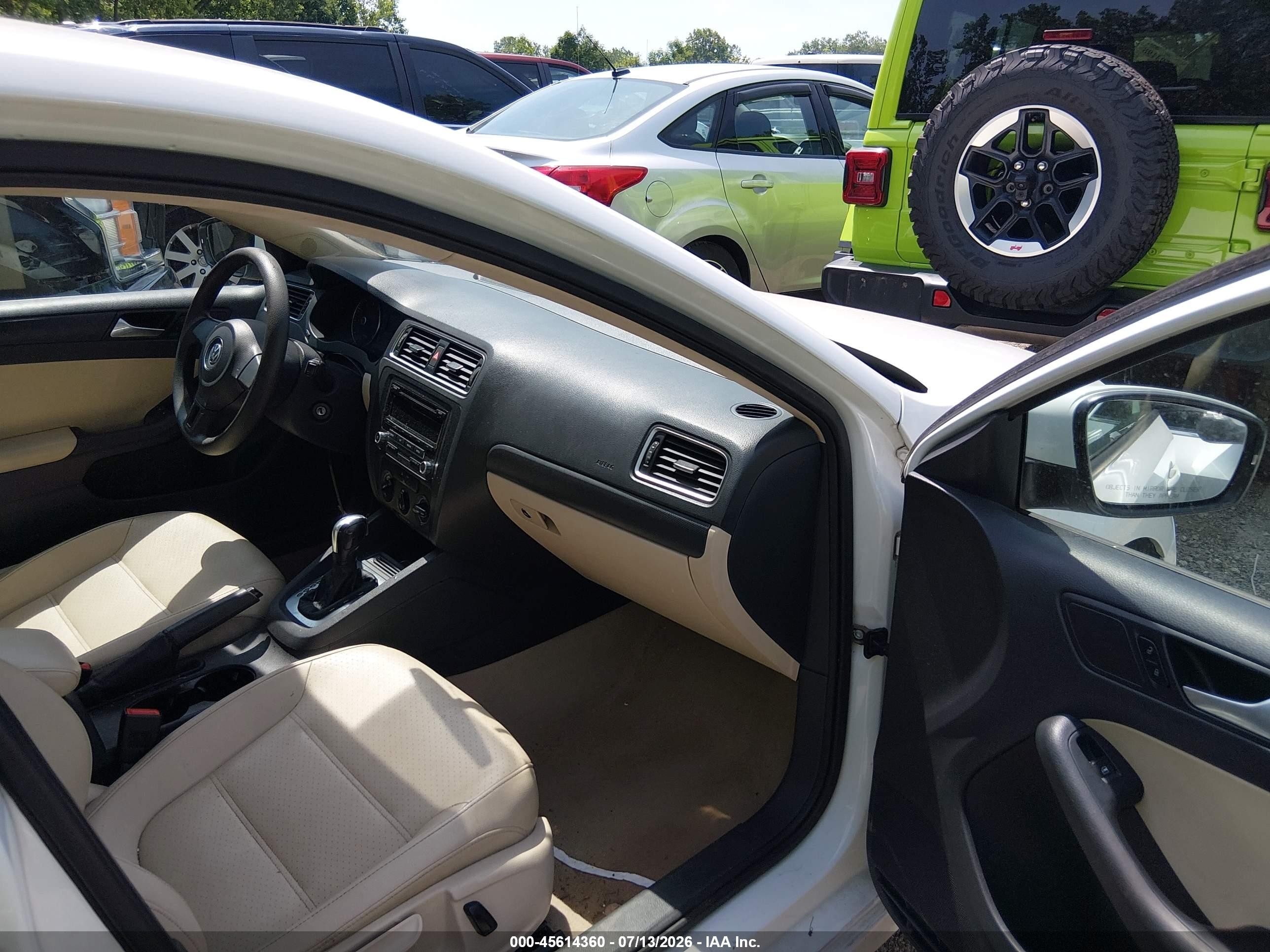 2014 Volkswagen Jetta 1.8t Se Белый vin: 3VWD17AJ4EM281302