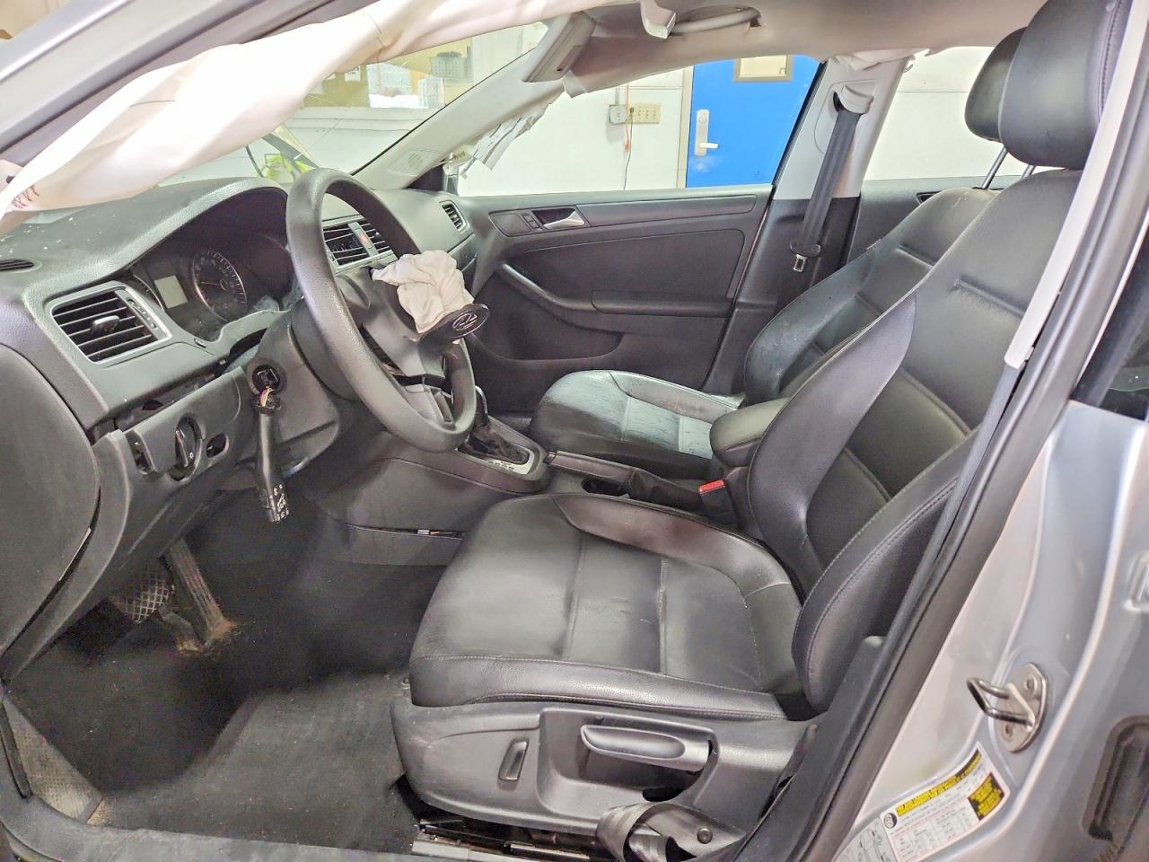 2014 Volkswagen Jetta Se Silver vin: 3VWD17AJ4EM283406