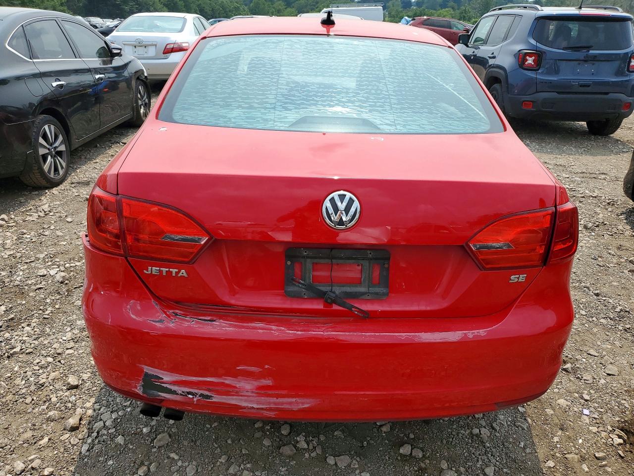 2014 Volkswagen Jetta Se Красный vin: 3VWD17AJ4EM283647
