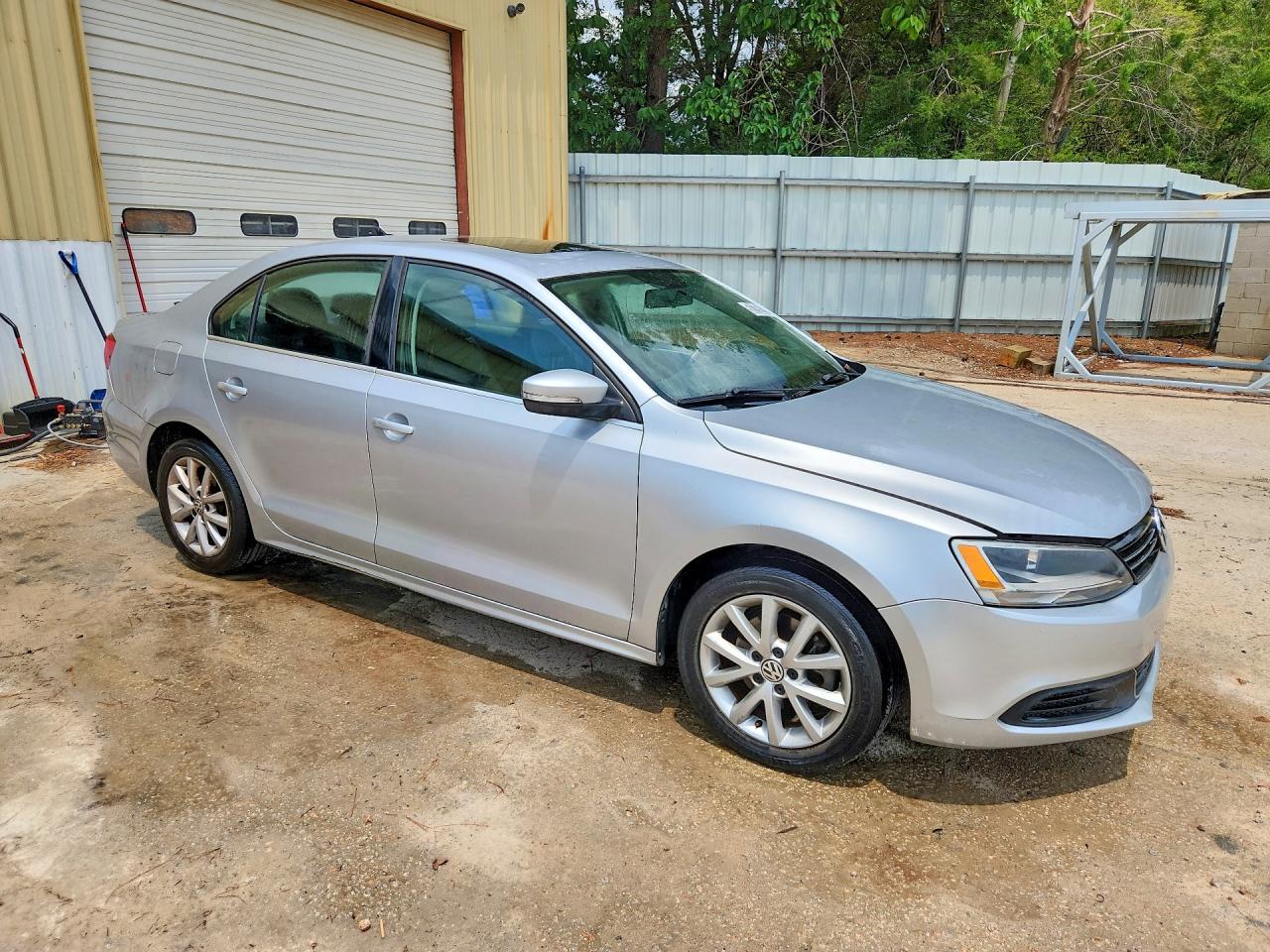 2014 Volkswagen Jetta Se Silver vin: 3VWD17AJ4EM289447